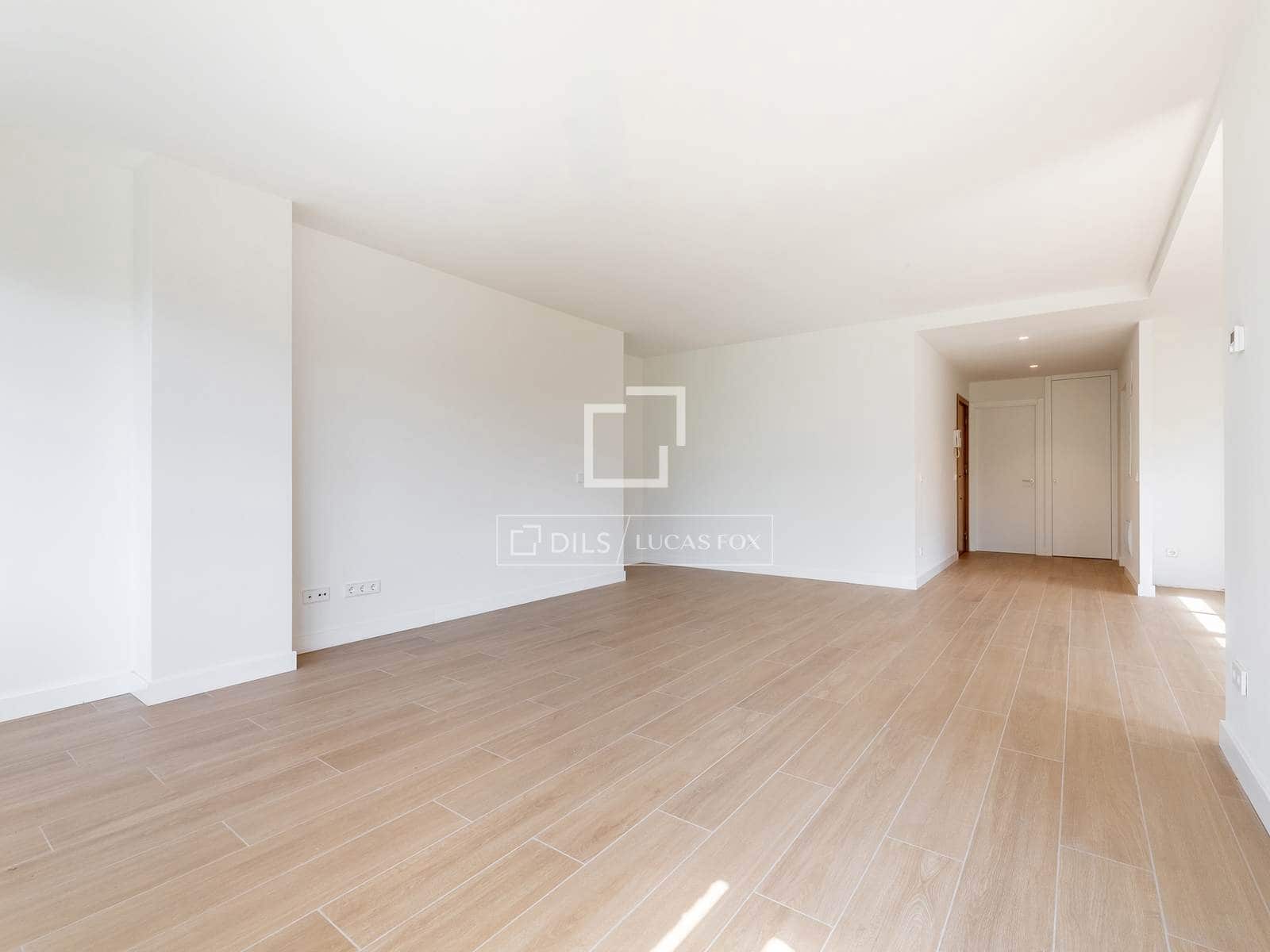 Apartamento de 3 habitaciones en Madrid ciudad en venta con piscina garaje - 1.230.000 € (Ref: 9990892)