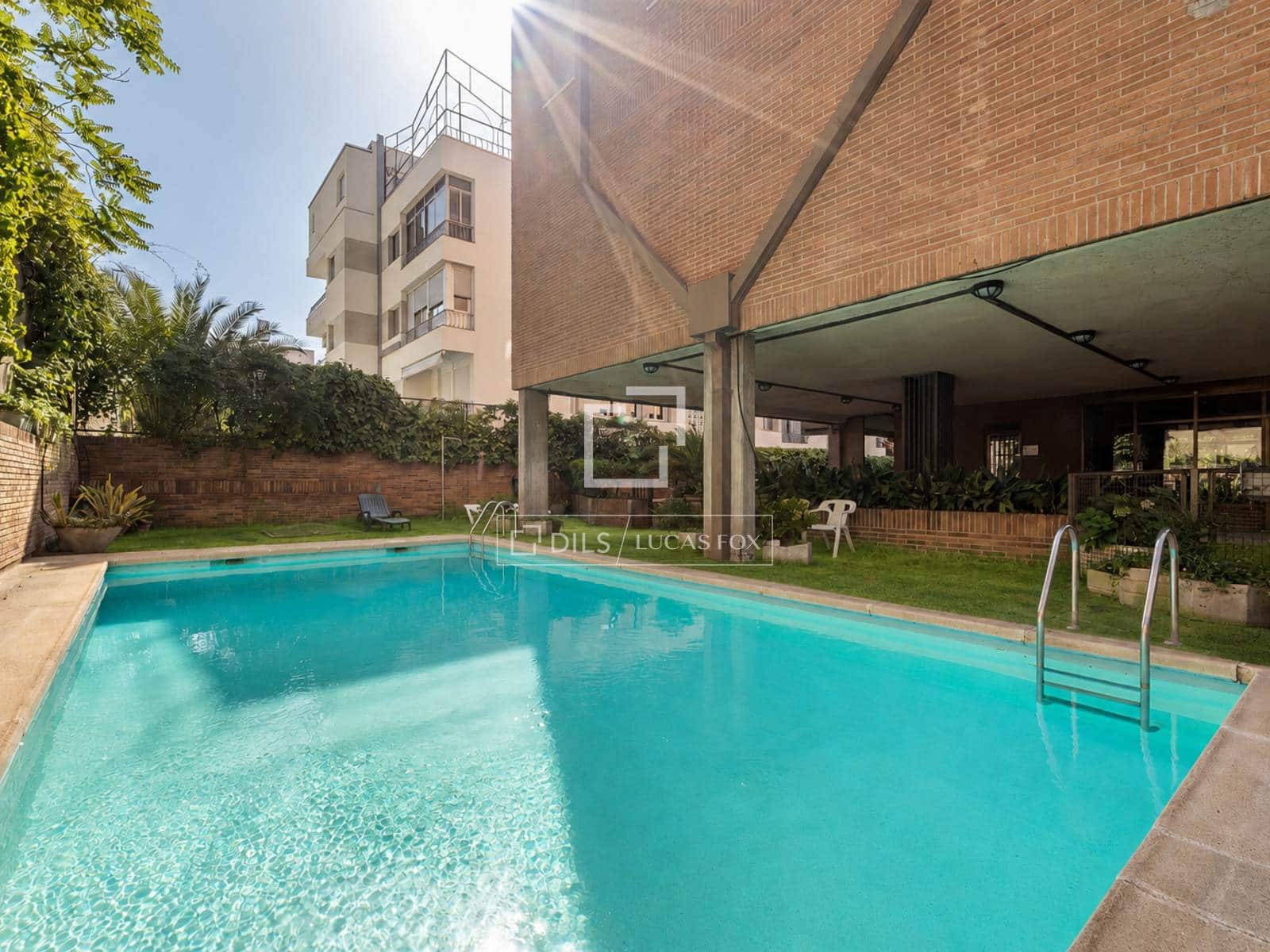 Apartamento de 3 habitaciones en Madrid ciudad en venta con piscina garaje - 1.230.000 € (Ref: 9990892)