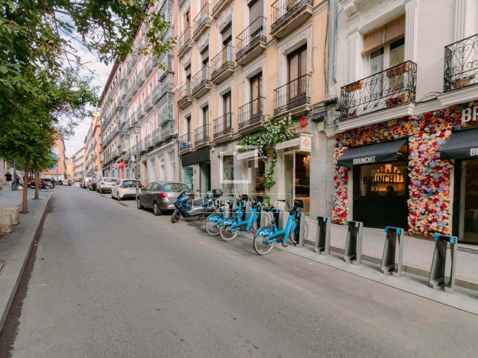 2 bedroom Apartment for rent in Madrid city - € 3,000 (Ref: 9990925)
