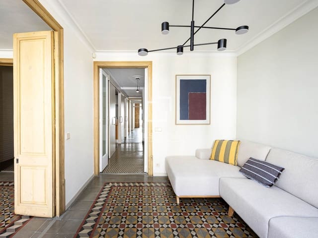 Appartement de 2 chambres à louer à Barcelone ville - 2 950 € (Ref: 9991798)
