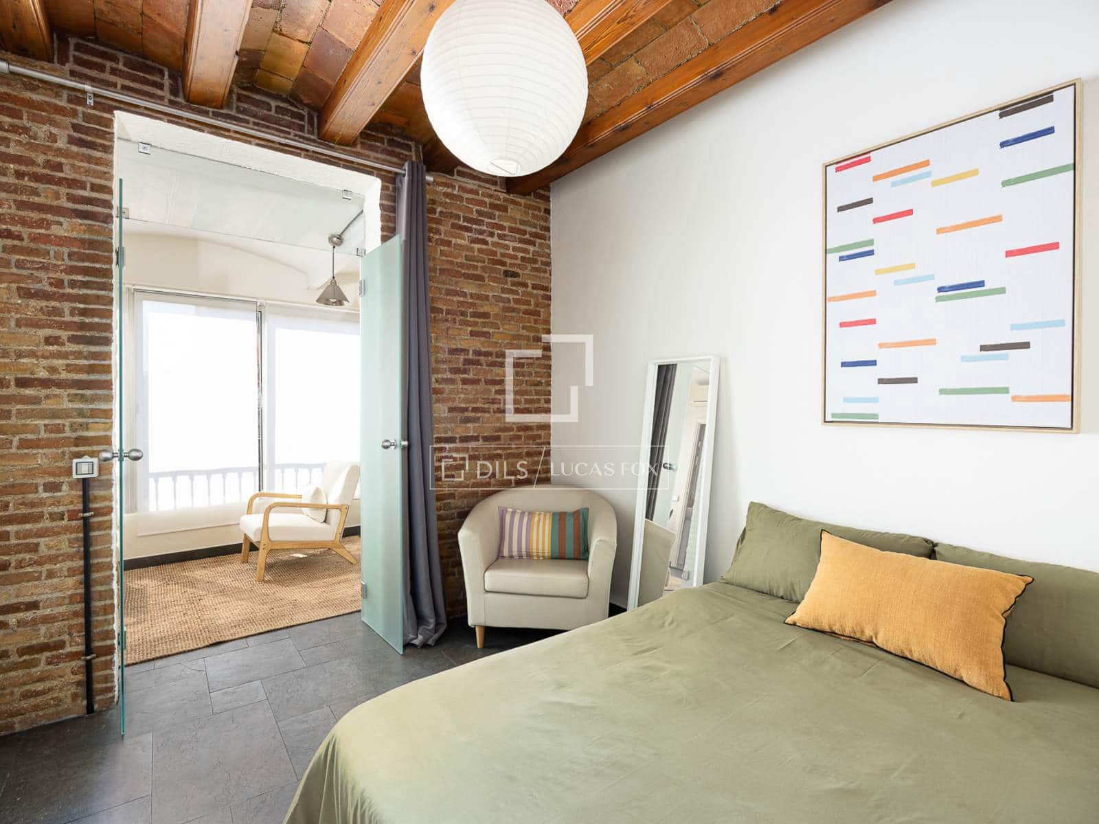 2 soverom Leilighet til leie i Barcelona by - € 2 950 (Ref: 9991798)