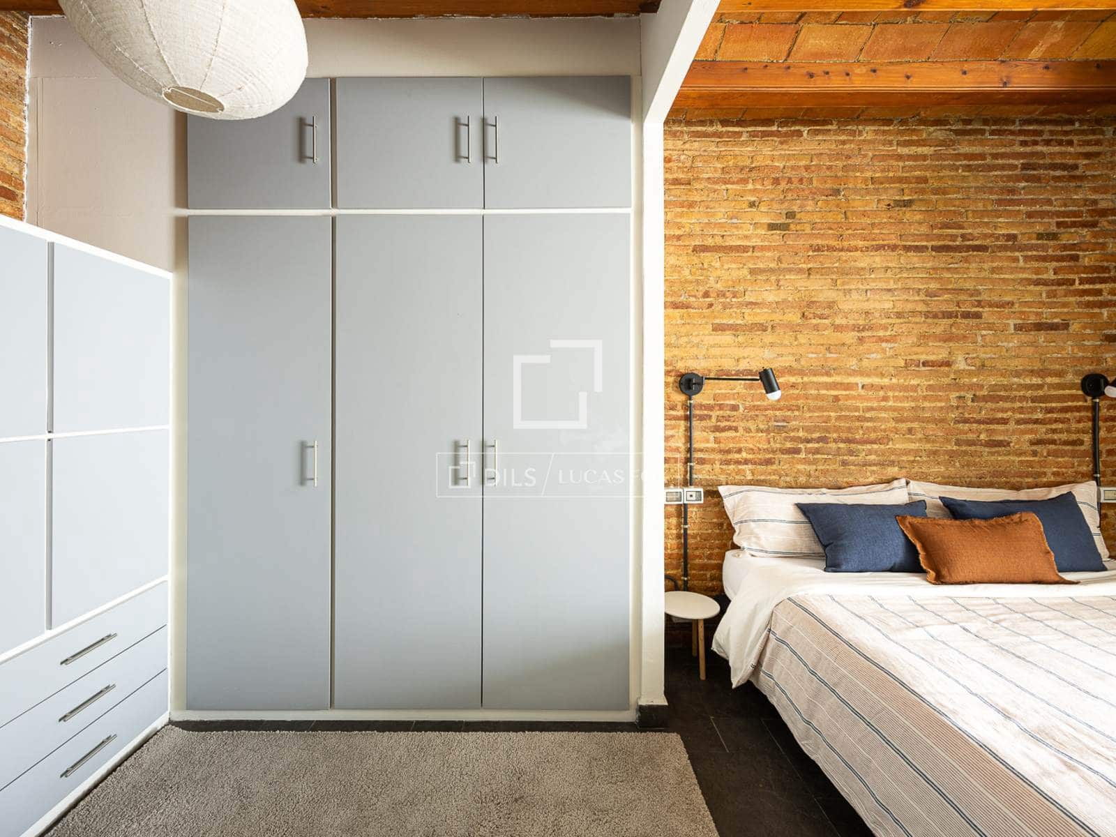 2 soverom Leilighet til leie i Barcelona by - € 2 950 (Ref: 9991798)