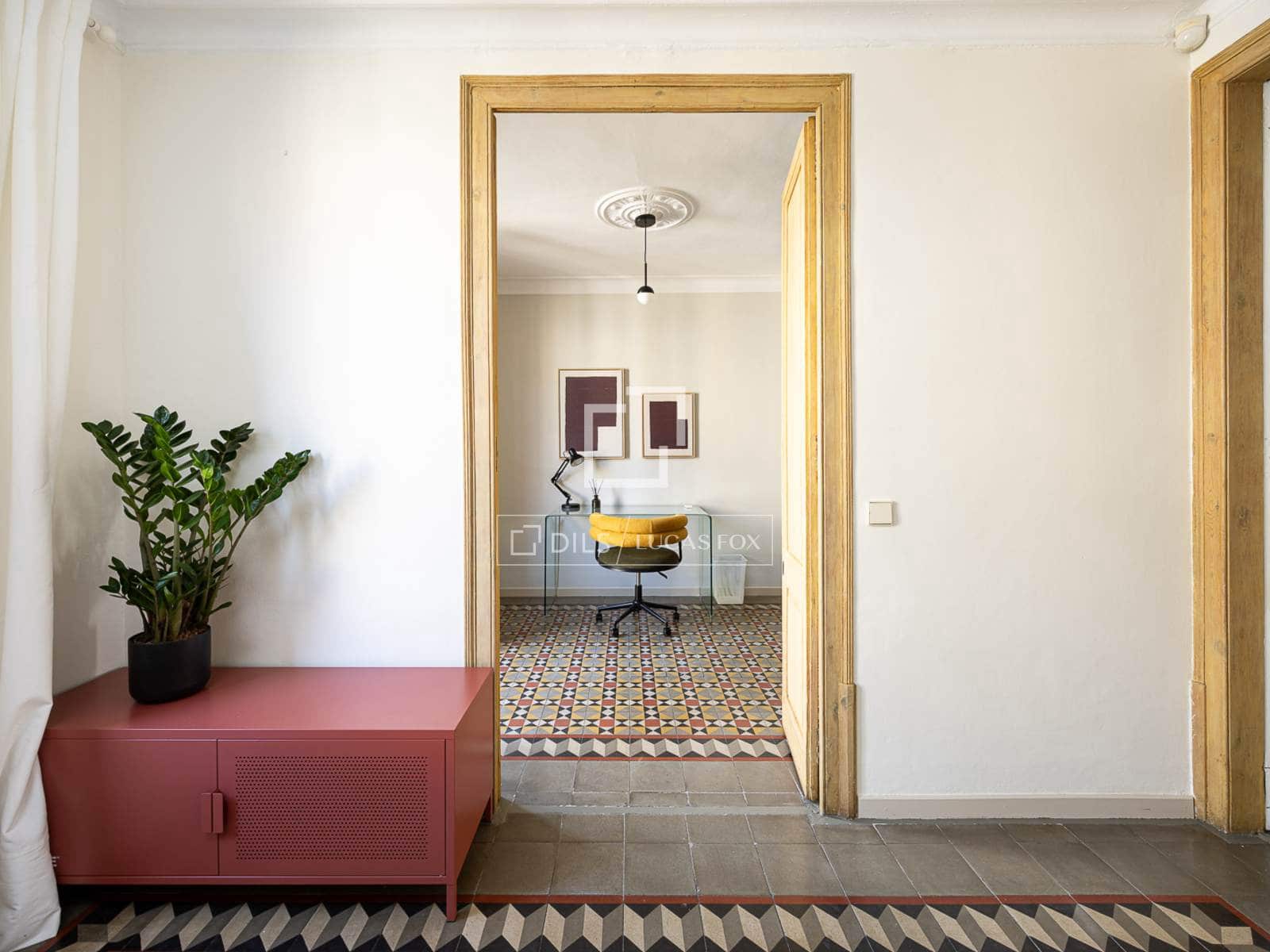 2 soverom Leilighet til leie i Barcelona by - € 2 950 (Ref: 9991798)