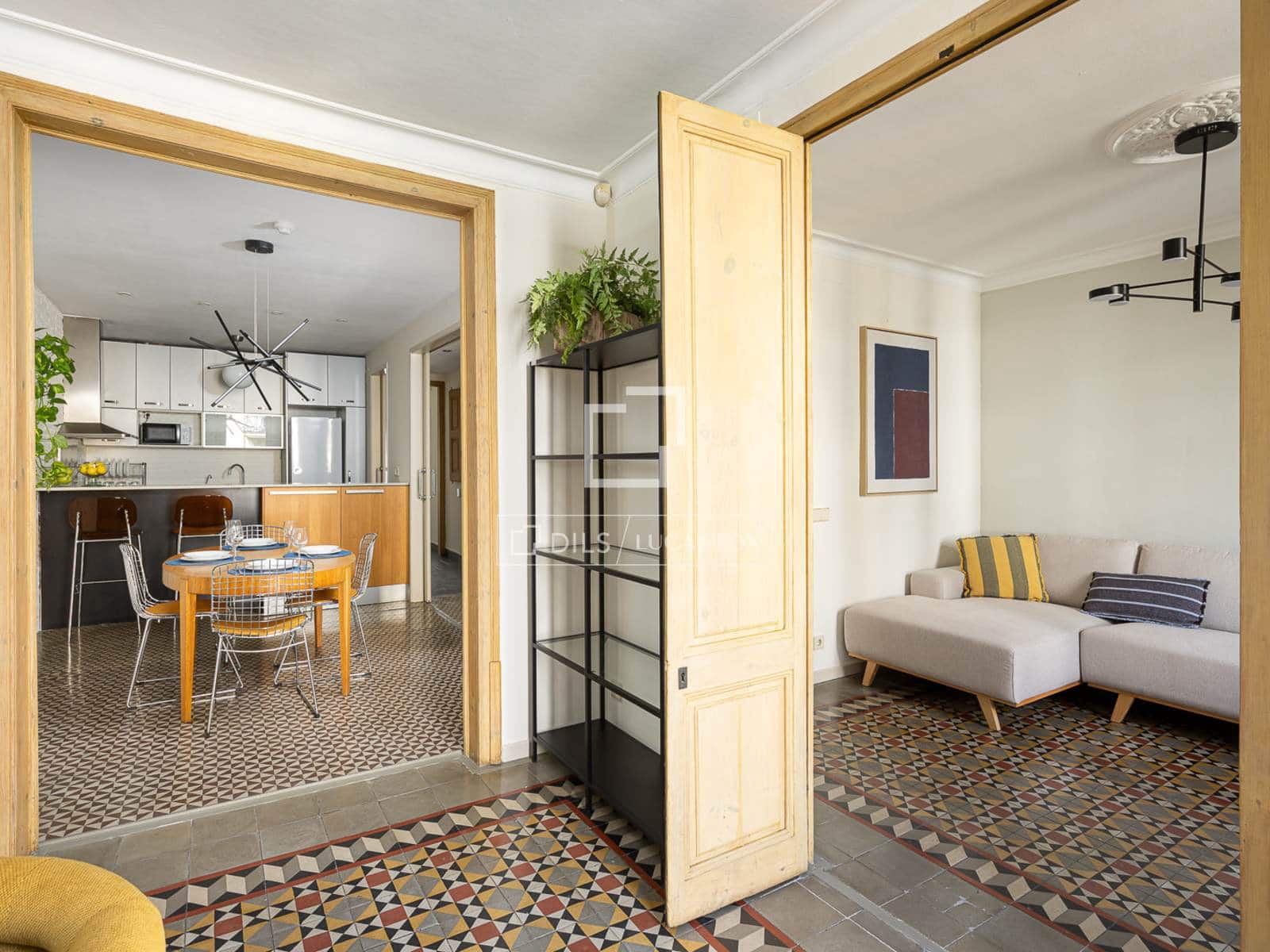 2 soverom Leilighet til leie i Barcelona by - € 2 950 (Ref: 9991798)