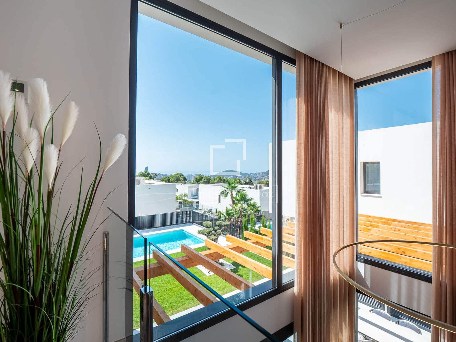 3 soveværelse Villa til salg i Finestrat med swimmingpool garage - € 1.195.000 (Ref: 9991799)