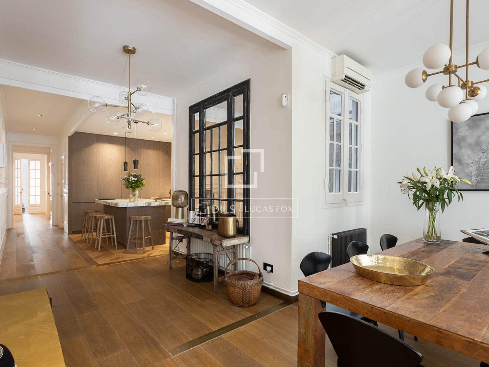 4 soveværelse Lejlighed til salg i Barcelona by - € 1.600.000 (Ref: 9991803)