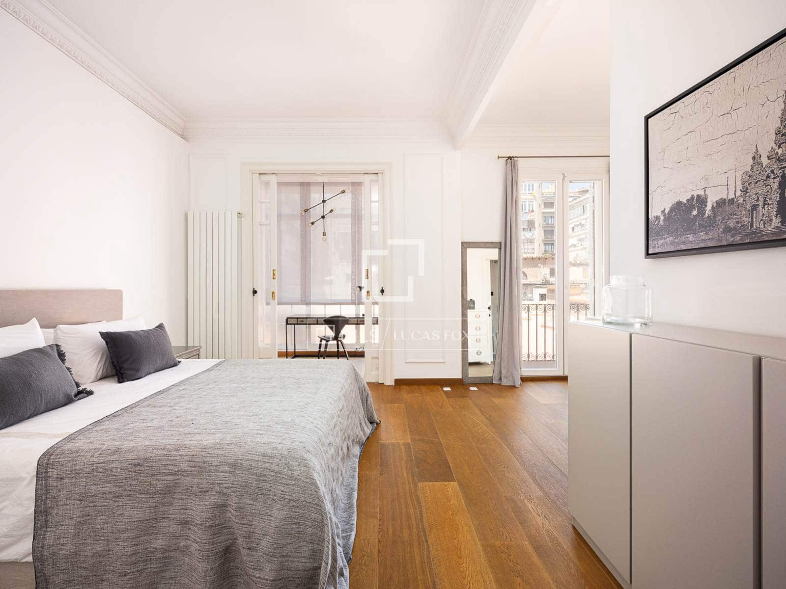 4 soveværelse Lejlighed til salg i Barcelona by - € 1.600.000 (Ref: 9991803)