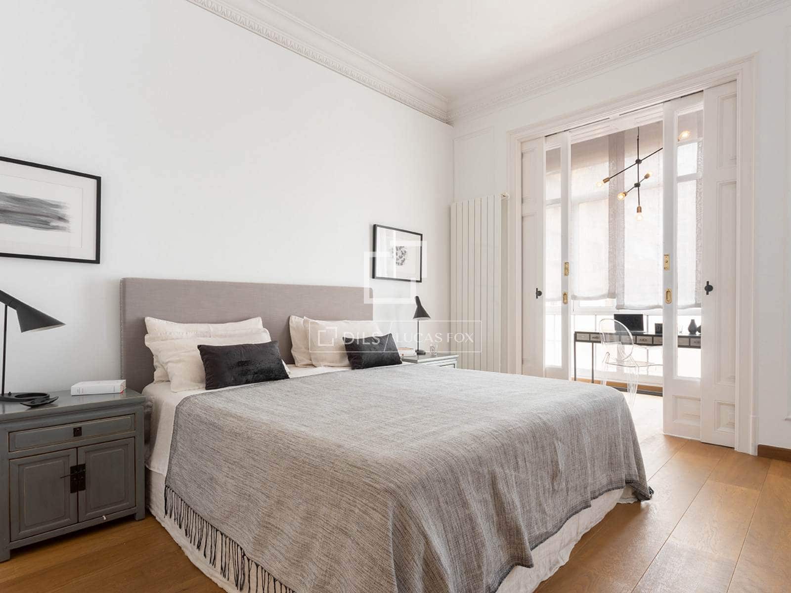 4 soveværelse Lejlighed til salg i Barcelona by - € 1.600.000 (Ref: 9991803)