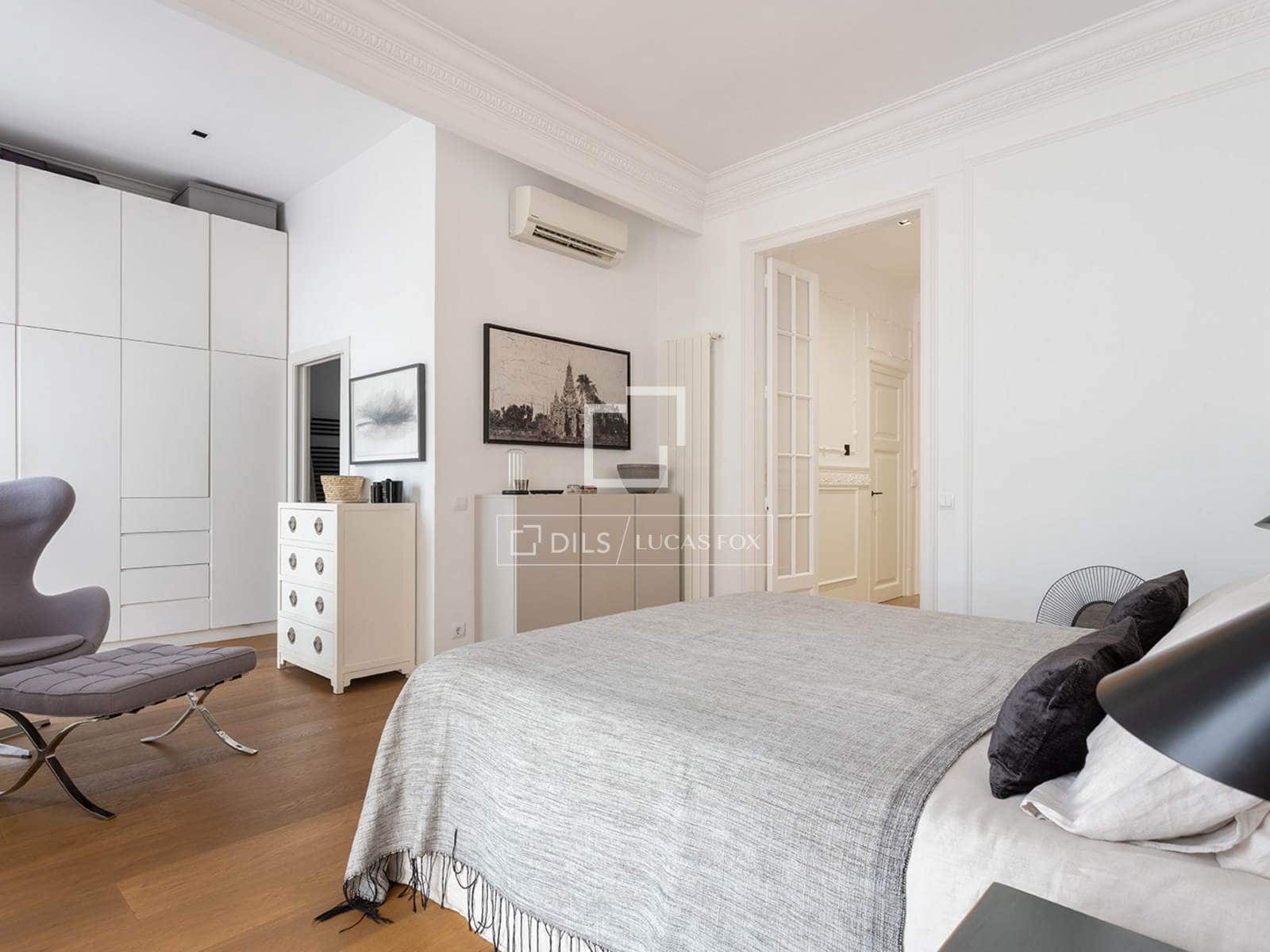 4 soveværelse Lejlighed til salg i Barcelona by - € 1.600.000 (Ref: 9991803)
