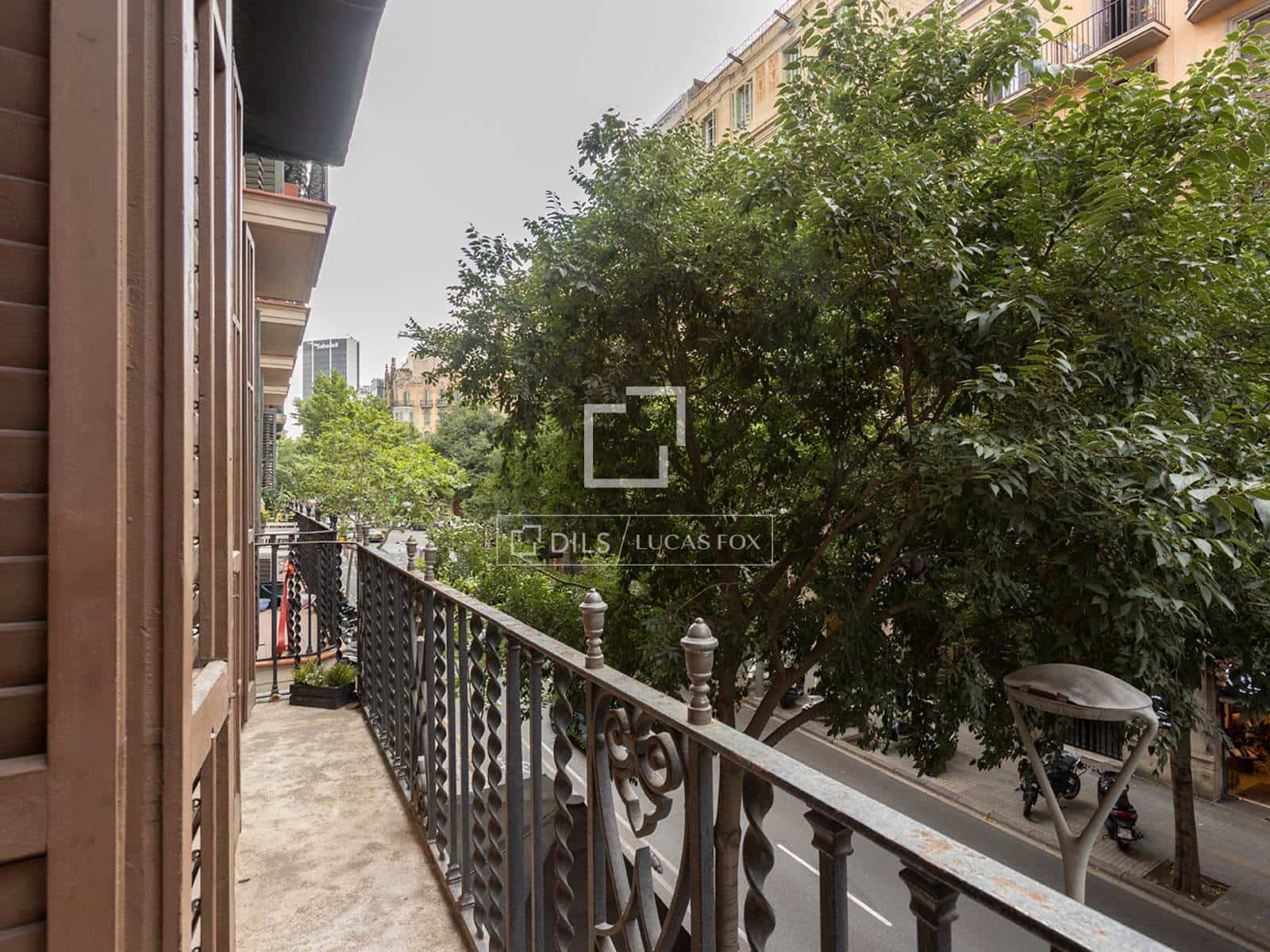 4 soveværelse Lejlighed til salg i Barcelona by - € 1.600.000 (Ref: 9991803)