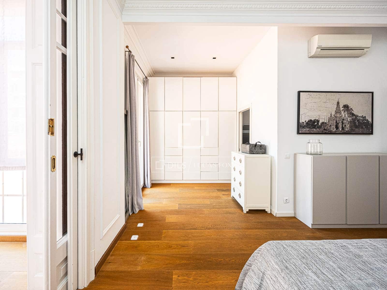 4 soveværelse Lejlighed til salg i Barcelona by - € 1.600.000 (Ref: 9991803)