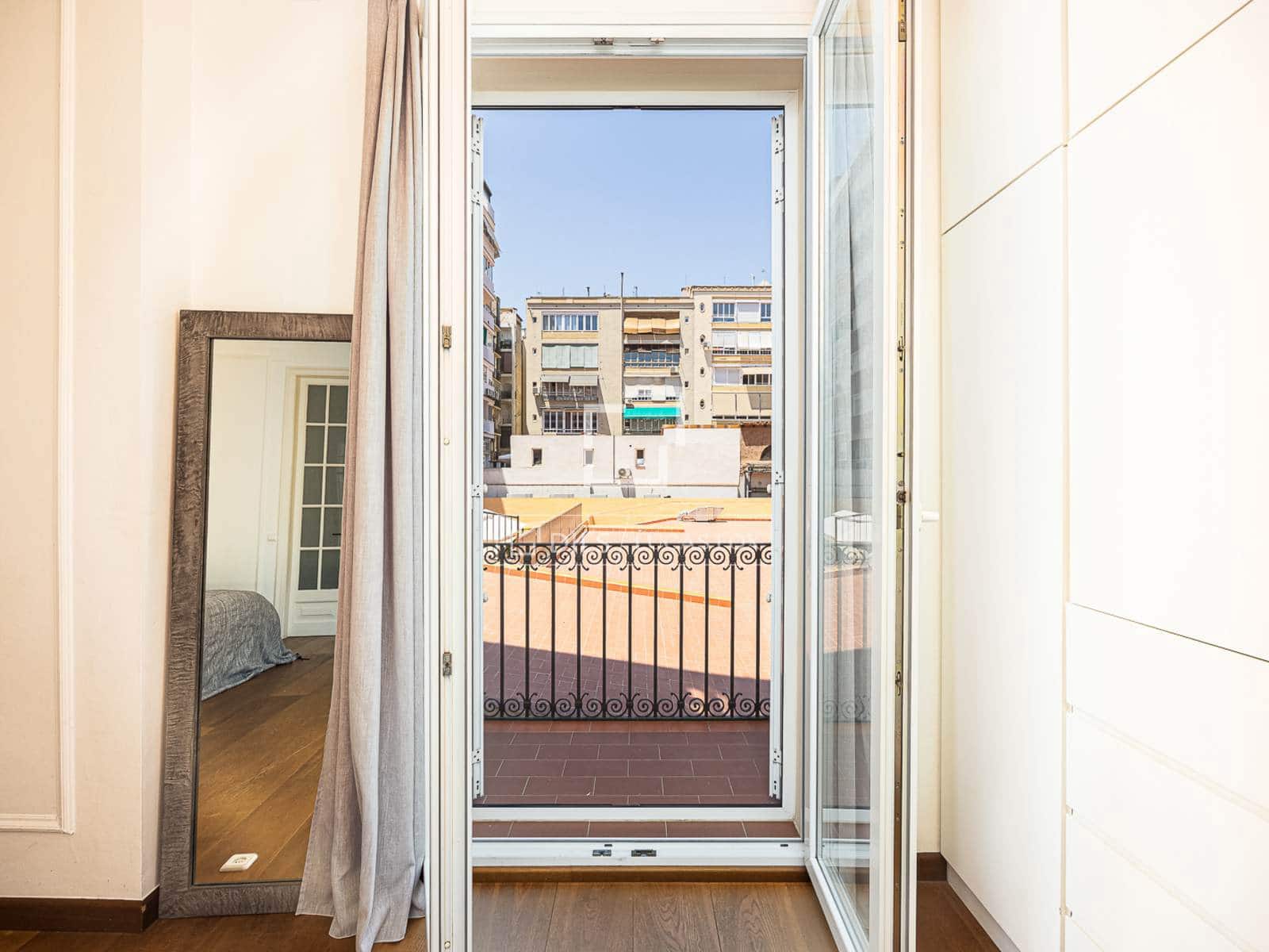 4 soveværelse Lejlighed til salg i Barcelona by - € 1.600.000 (Ref: 9991803)