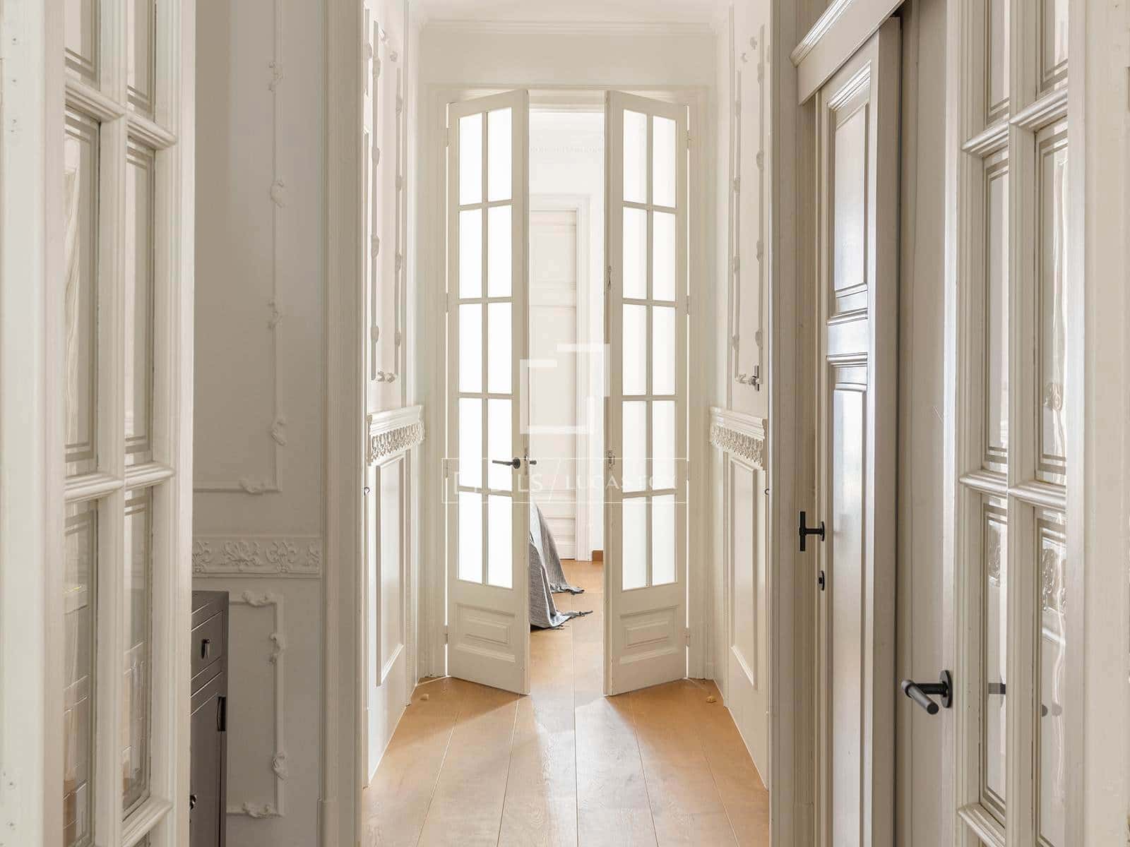 3 slaapkamer Appartement te koop in Barcelona stad - € 1.600.000 (Ref: 9991803)