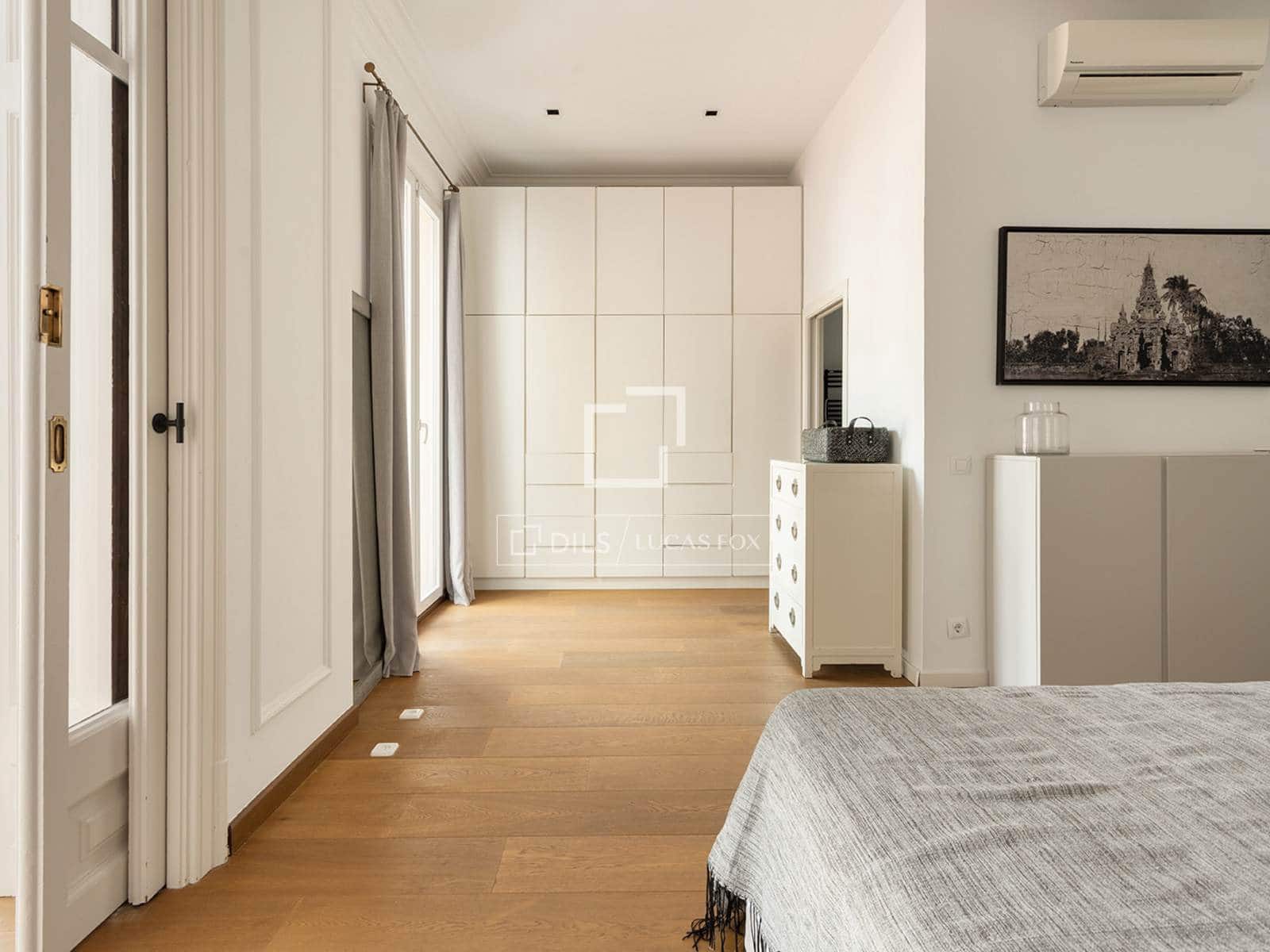 3 slaapkamer Appartement te koop in Barcelona stad - € 1.600.000 (Ref: 9991803)