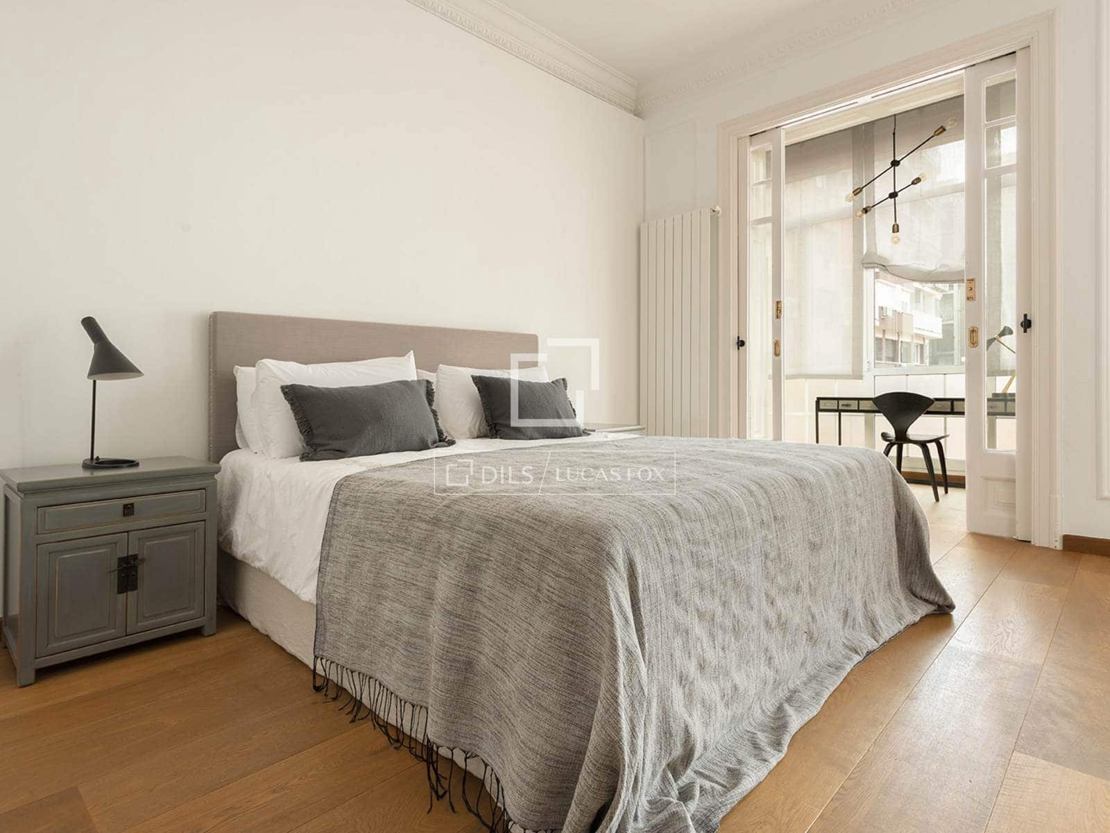 3 slaapkamer Appartement te koop in Barcelona stad - € 1.600.000 (Ref: 9991803)