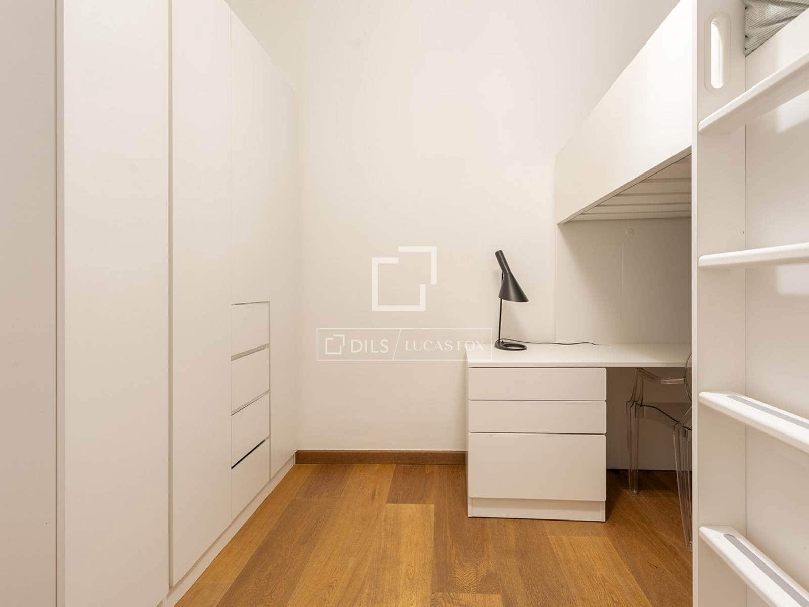 3 slaapkamer Appartement te koop in Barcelona stad - € 1.600.000 (Ref: 9991803)