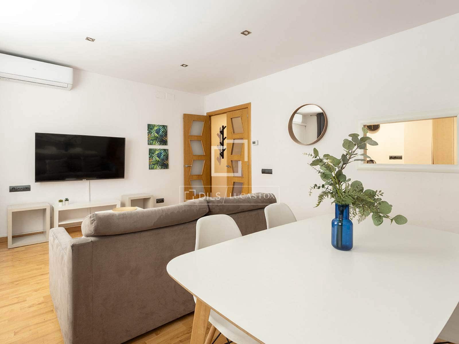 2 soveværelse Lejlighed til salg i Barcelona by - € 399.000 (Ref: 9991804)