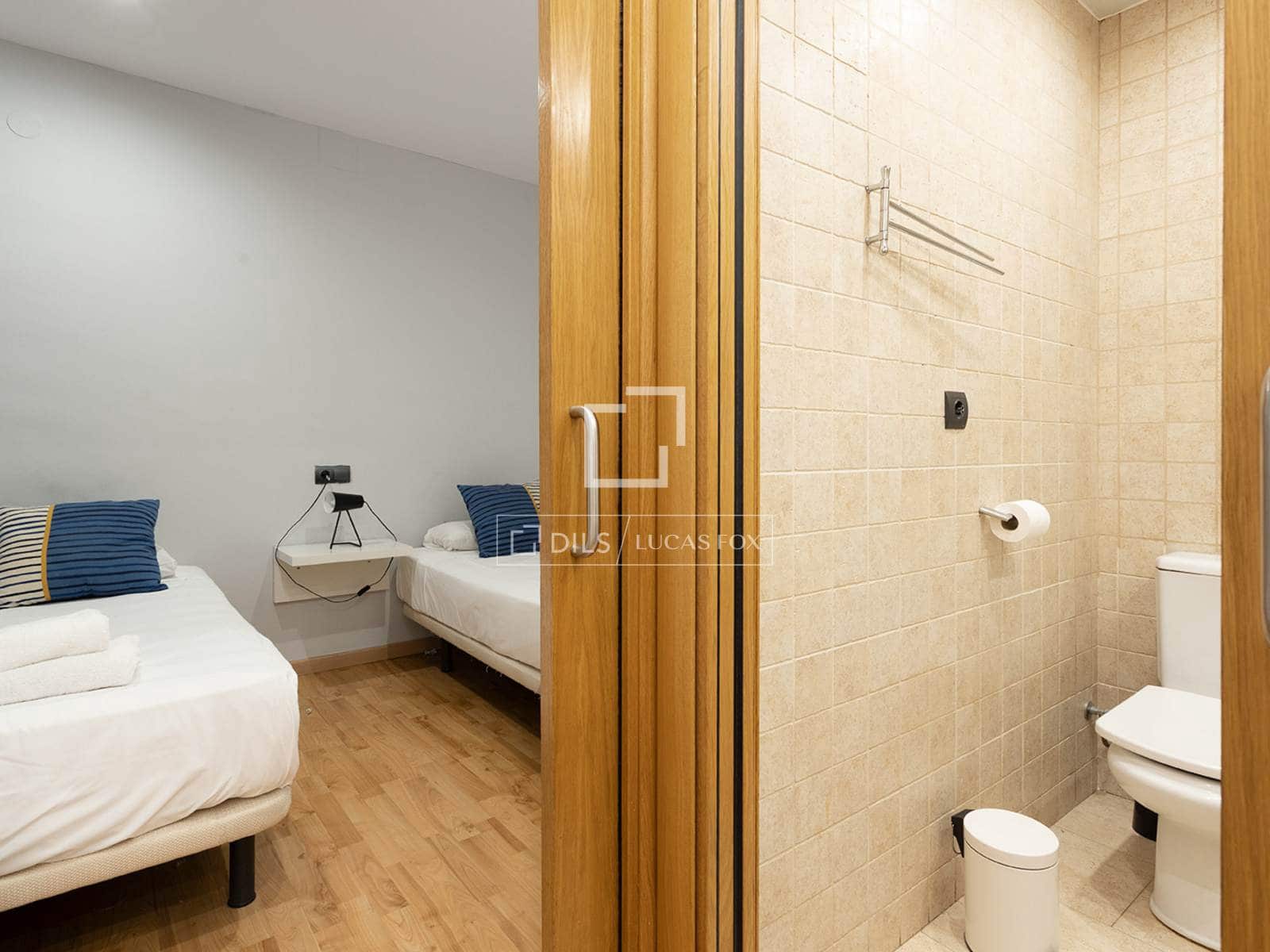 2 soveværelse Lejlighed til salg i Barcelona by - € 399.000 (Ref: 9991804)