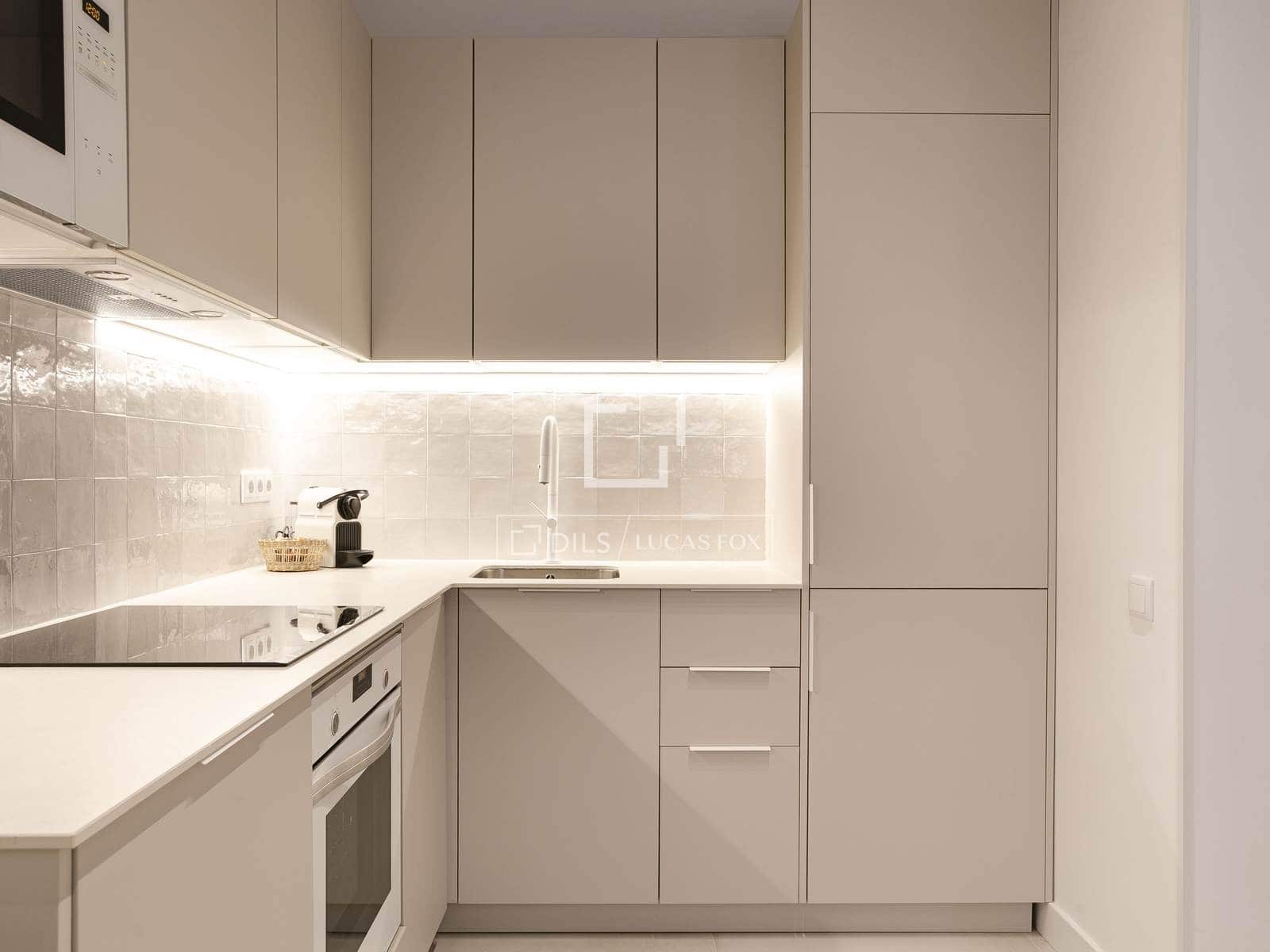 1 sovrum Lägenhet till salu i Barcelona stad - 245 000 € (Ref: 9991805)