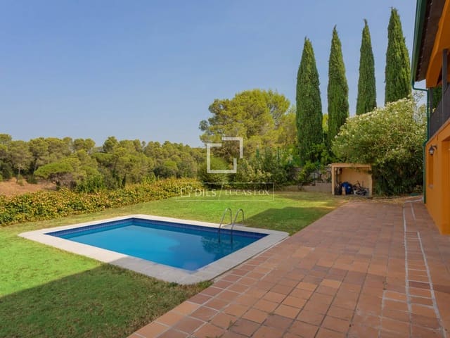 8 bedroom Villa for sale in Sant Julià de Ramis with pool garage - € 750,000 (Ref: 9991952)