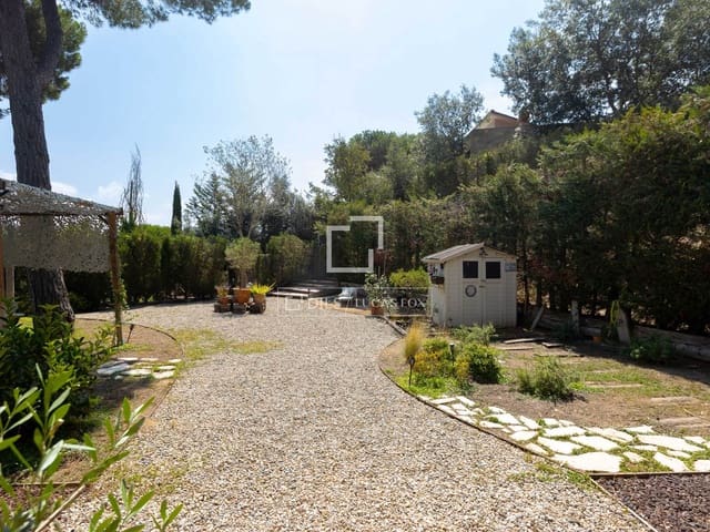 3 chambre Finca/Maison de Campagne à vendre à Vallromanes avec garage - 695 000 € (Ref: 9991953)