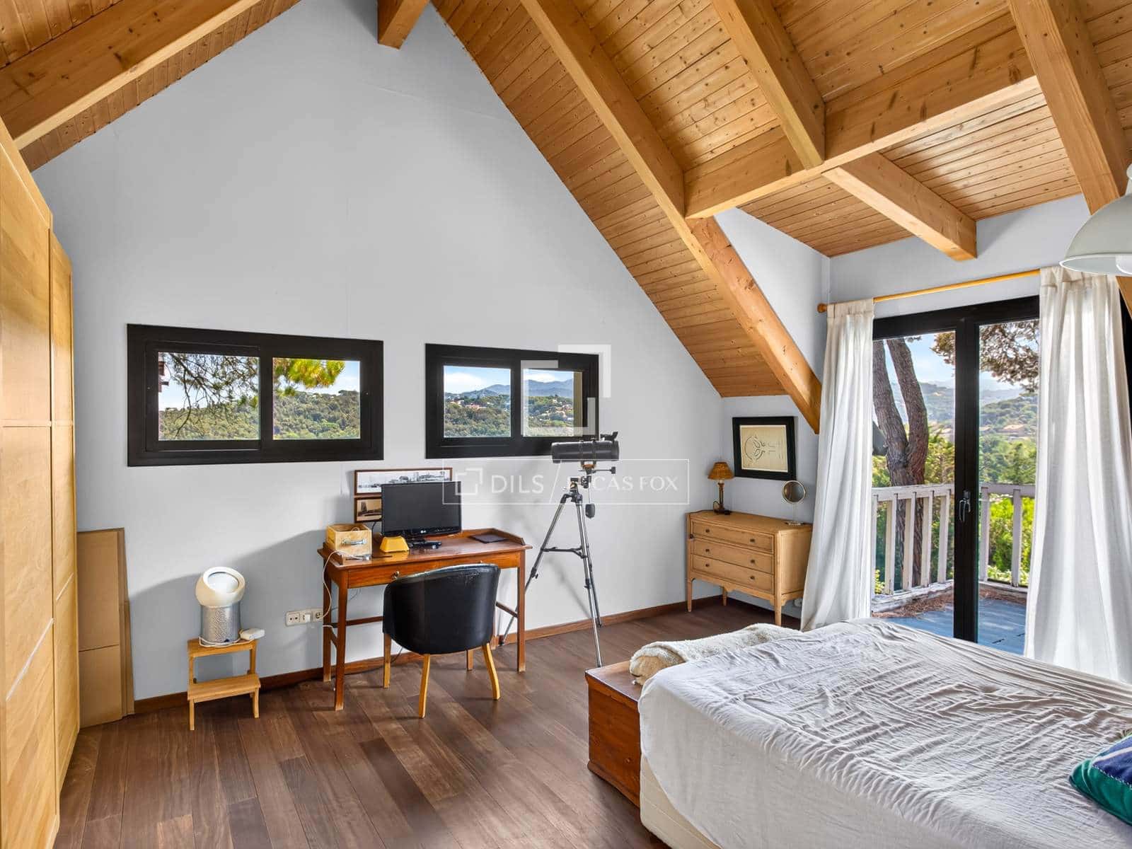 3 chambre Finca/Maison de Campagne à vendre à Vallromanes avec garage - 695 000 € (Ref: 9991953)