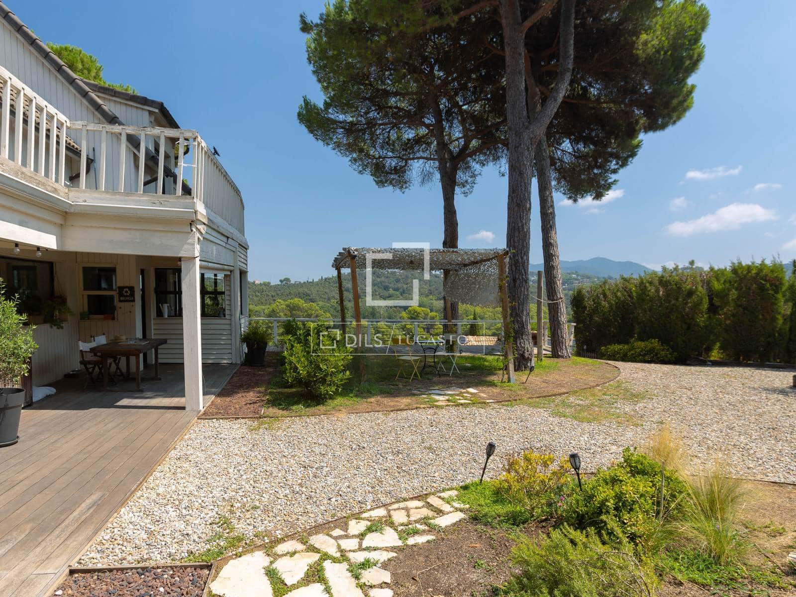 3 chambre Finca/Maison de Campagne à vendre à Vallromanes avec garage - 695 000 € (Ref: 9991953)
