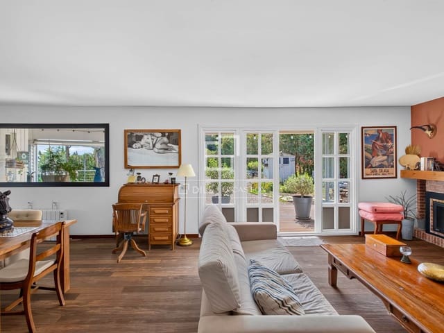 3 chambre Finca/Maison de Campagne à vendre à Vallromanes avec garage - 695 000 € (Ref: 9991953)