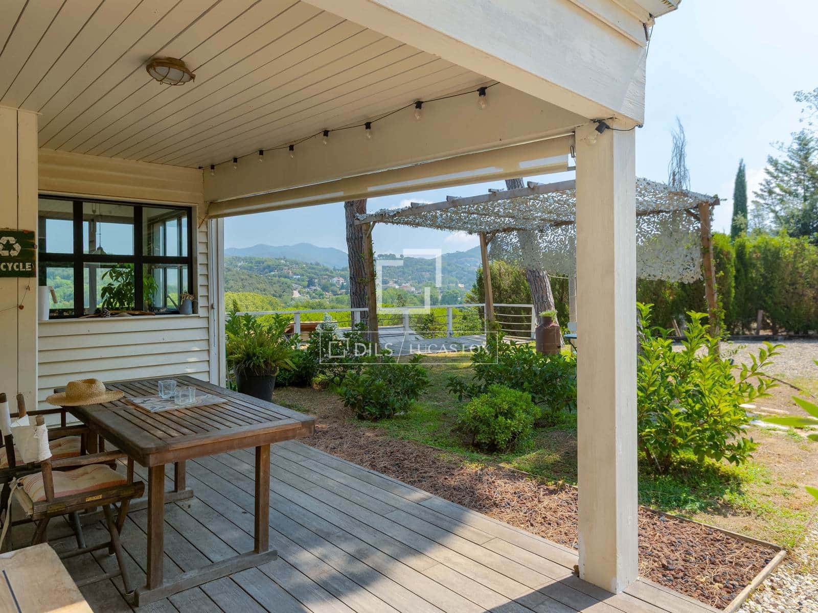 3 chambre Finca/Maison de Campagne à vendre à Vallromanes avec garage - 695 000 € (Ref: 9991953)