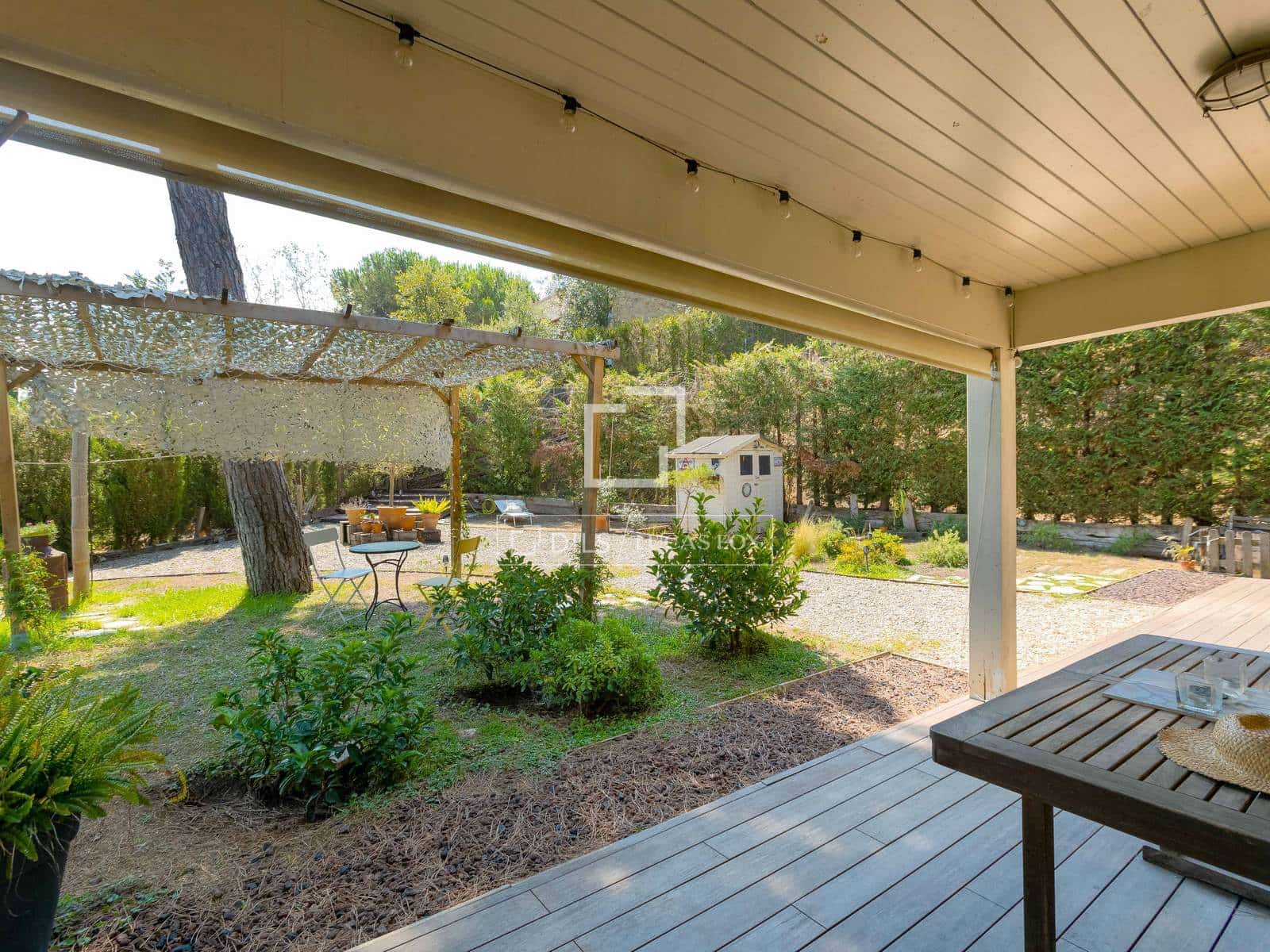 3 chambre Finca/Maison de Campagne à vendre à Vallromanes avec garage - 695 000 € (Ref: 9991953)