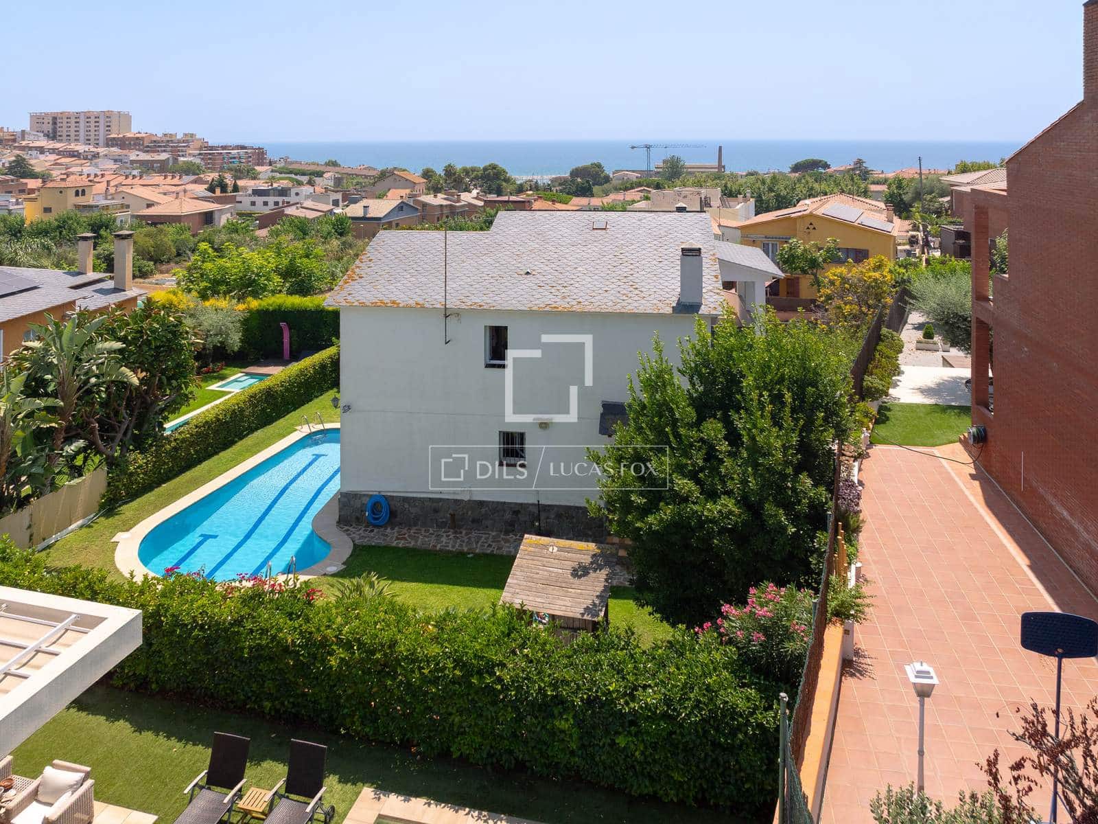 5 bedroom Villa for sale in El Masnou with pool garage - € 1,290,000 (Ref: 9991954)