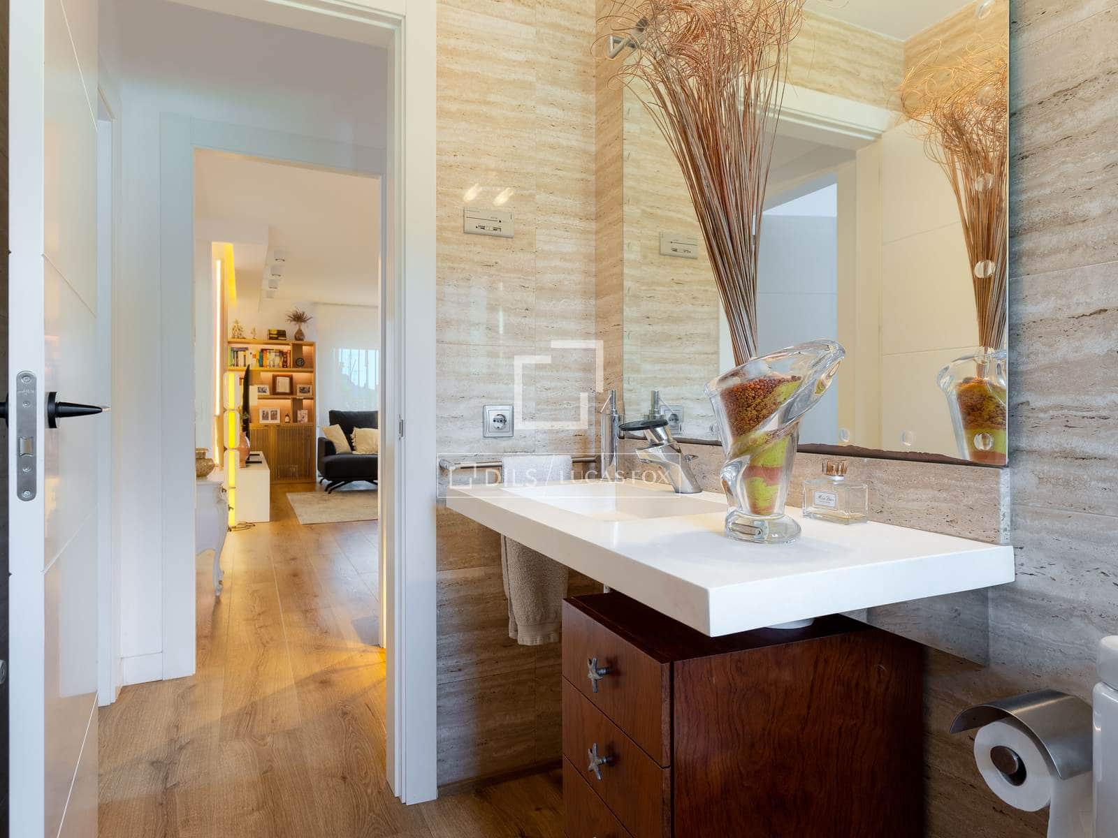 5 bedroom Villa for sale in El Masnou with pool garage - € 1,290,000 (Ref: 9991954)