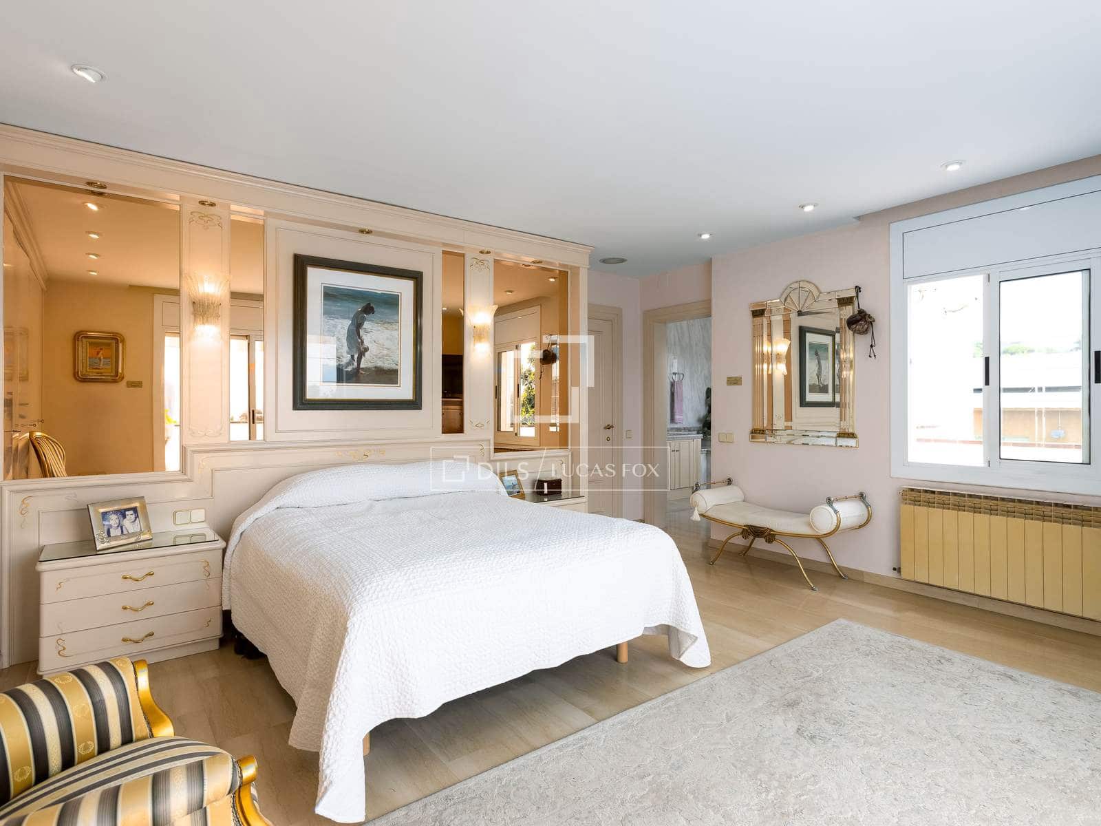 5 bedroom Villa for sale in El Masnou with pool garage - € 1,290,000 (Ref: 9991954)