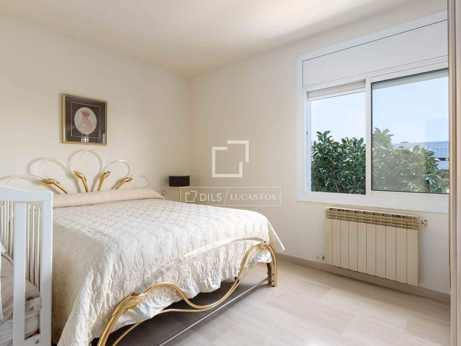 5 bedroom Villa for sale in El Masnou with pool garage - € 1,290,000 (Ref: 9991954)