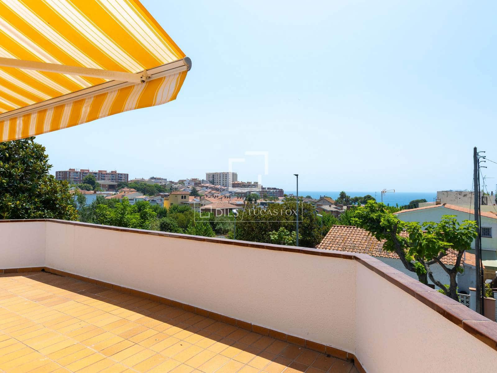 5 bedroom Villa for sale in El Masnou with pool garage - € 1,290,000 (Ref: 9991954)