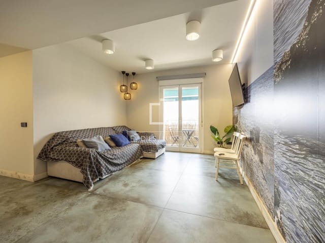 Apartamento de 3 habitaciones en València ciudad en venta - 750.000 € (Ref: 9991955)
