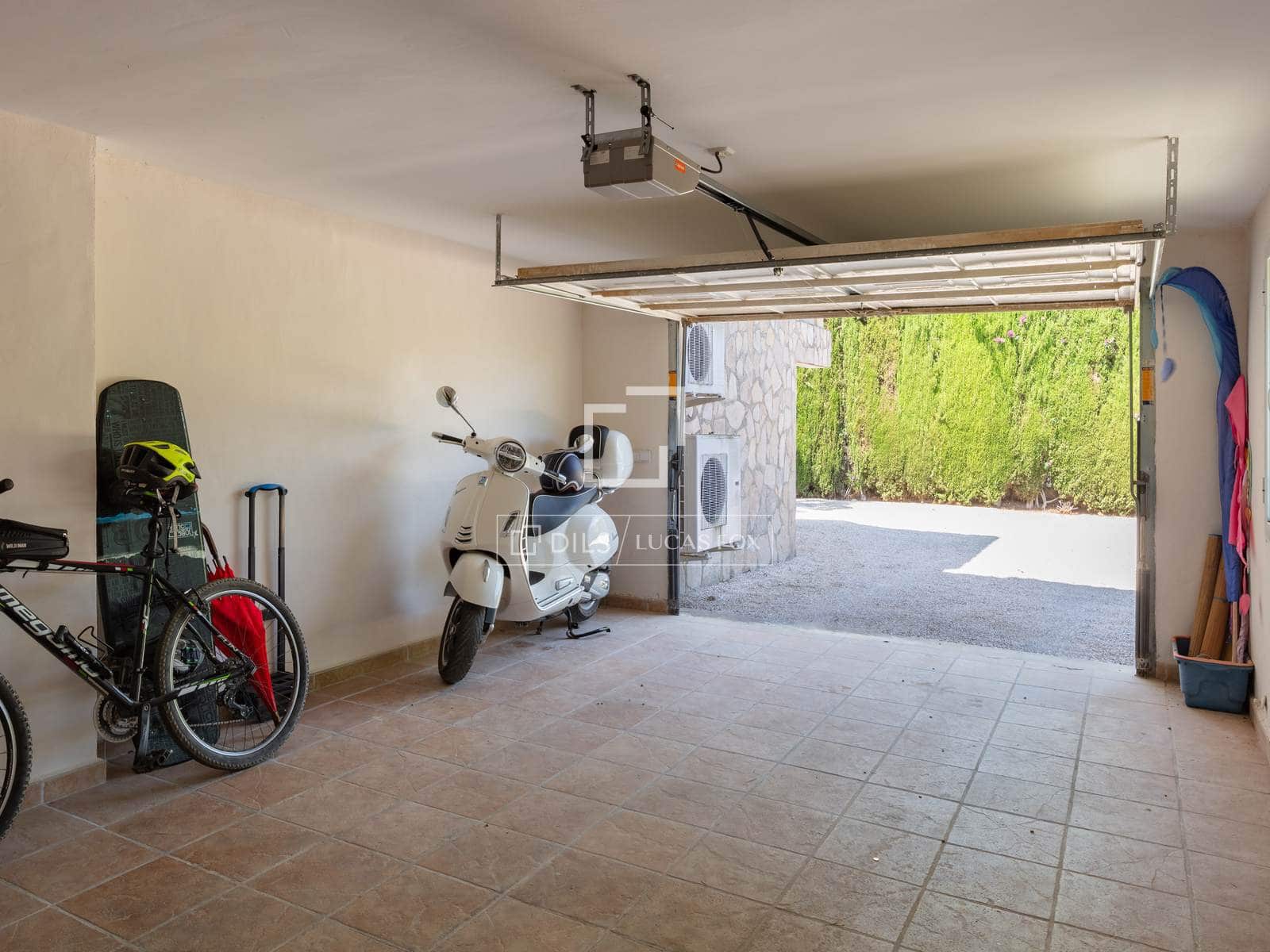 3 soveværelse Villa til salg i Javea / Xabia med swimmingpool garage - € 1.035.000 (Ref: 9993568)