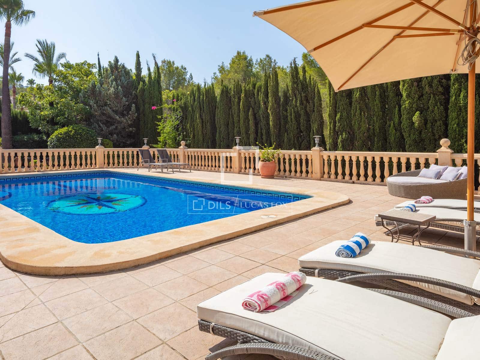 3 soveværelse Villa til salg i Javea / Xabia med swimmingpool garage - € 1.035.000 (Ref: 9993568)