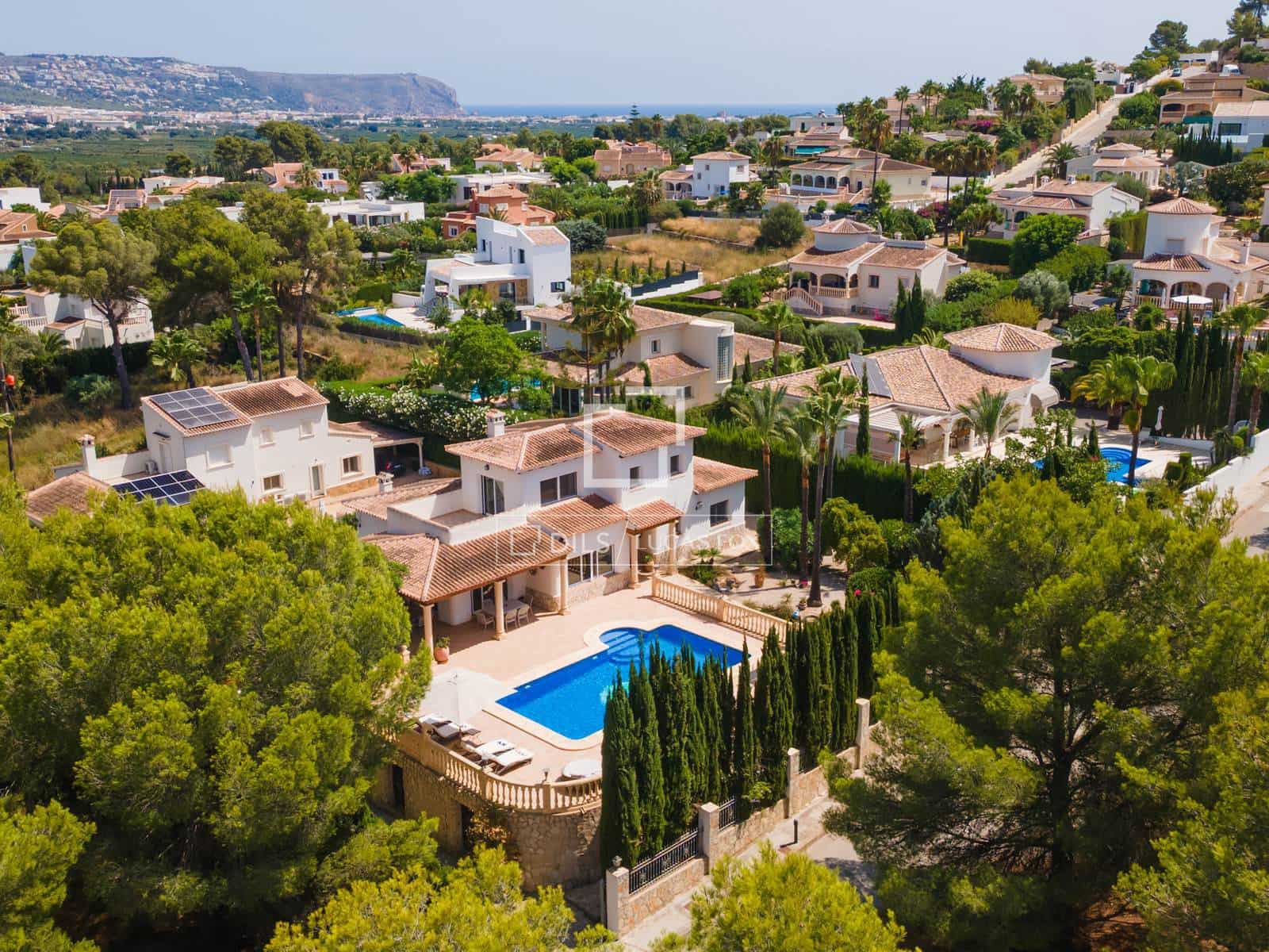 3 soveværelse Villa til salg i Javea / Xabia med swimmingpool garage - € 1.035.000 (Ref: 9993568)