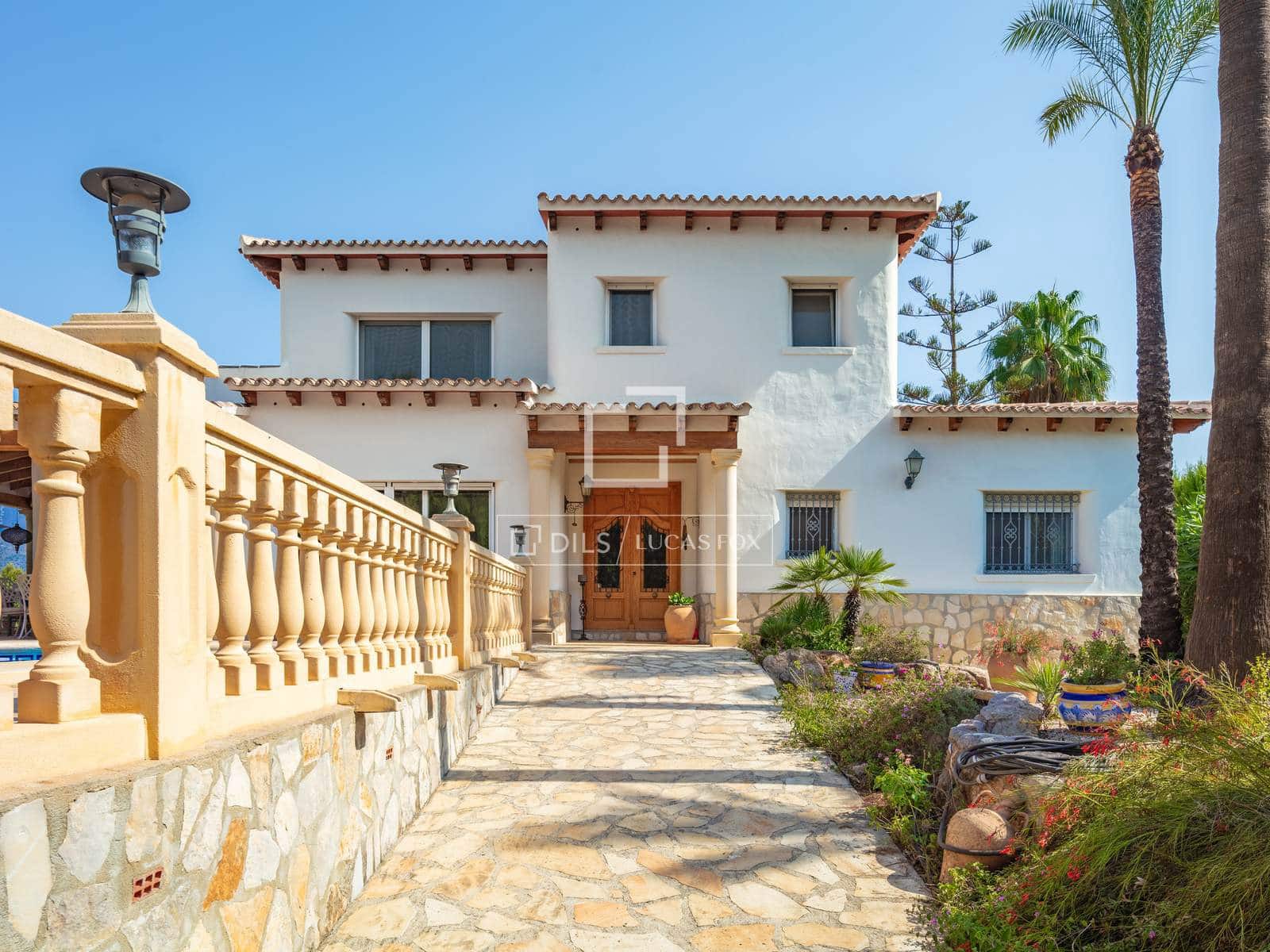 3 soveværelse Villa til salg i Javea / Xabia med swimmingpool garage - € 1.035.000 (Ref: 9993568)