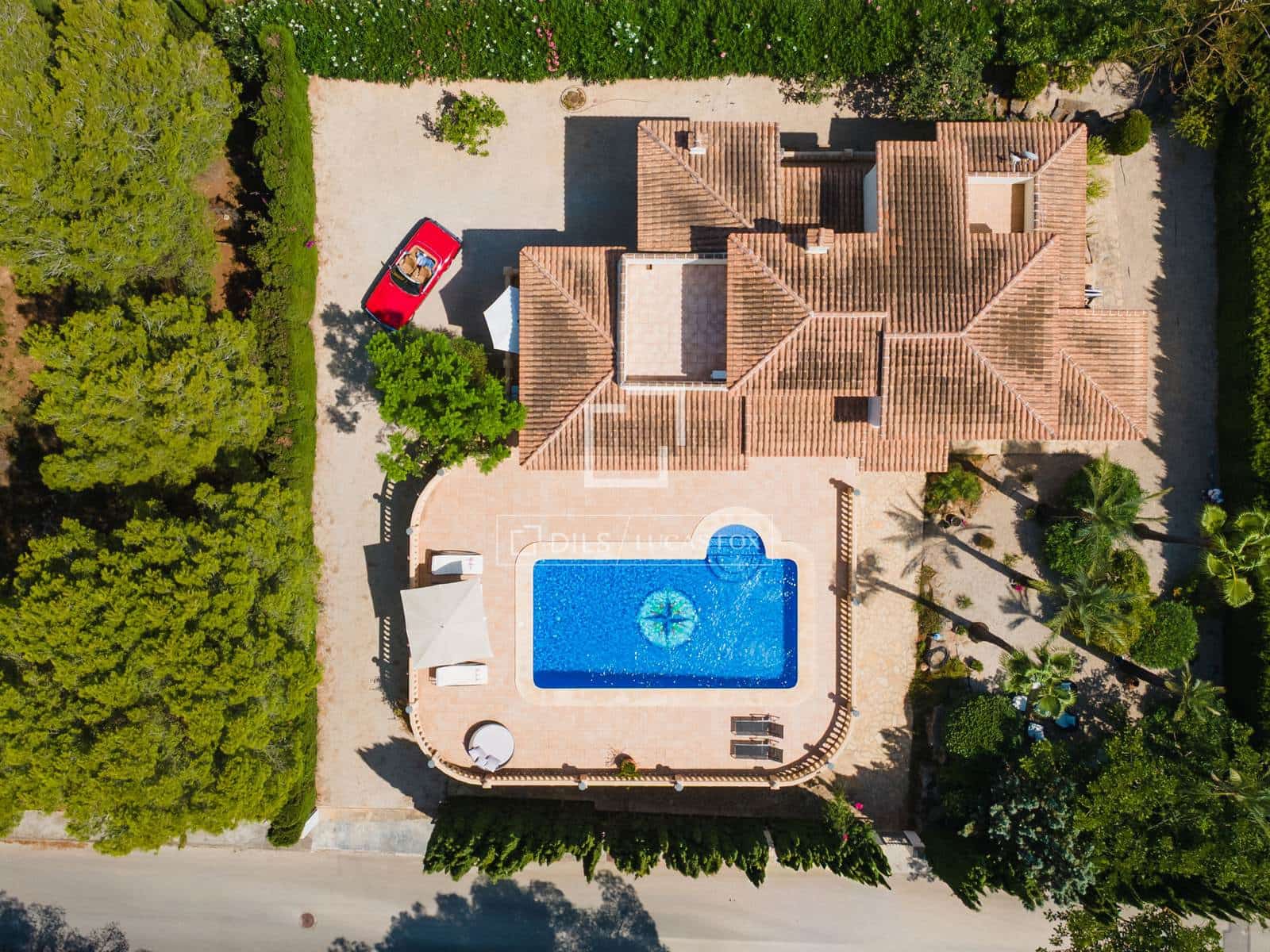 3 soveværelse Villa til salg i Javea / Xabia med swimmingpool garage - € 1.035.000 (Ref: 9993568)