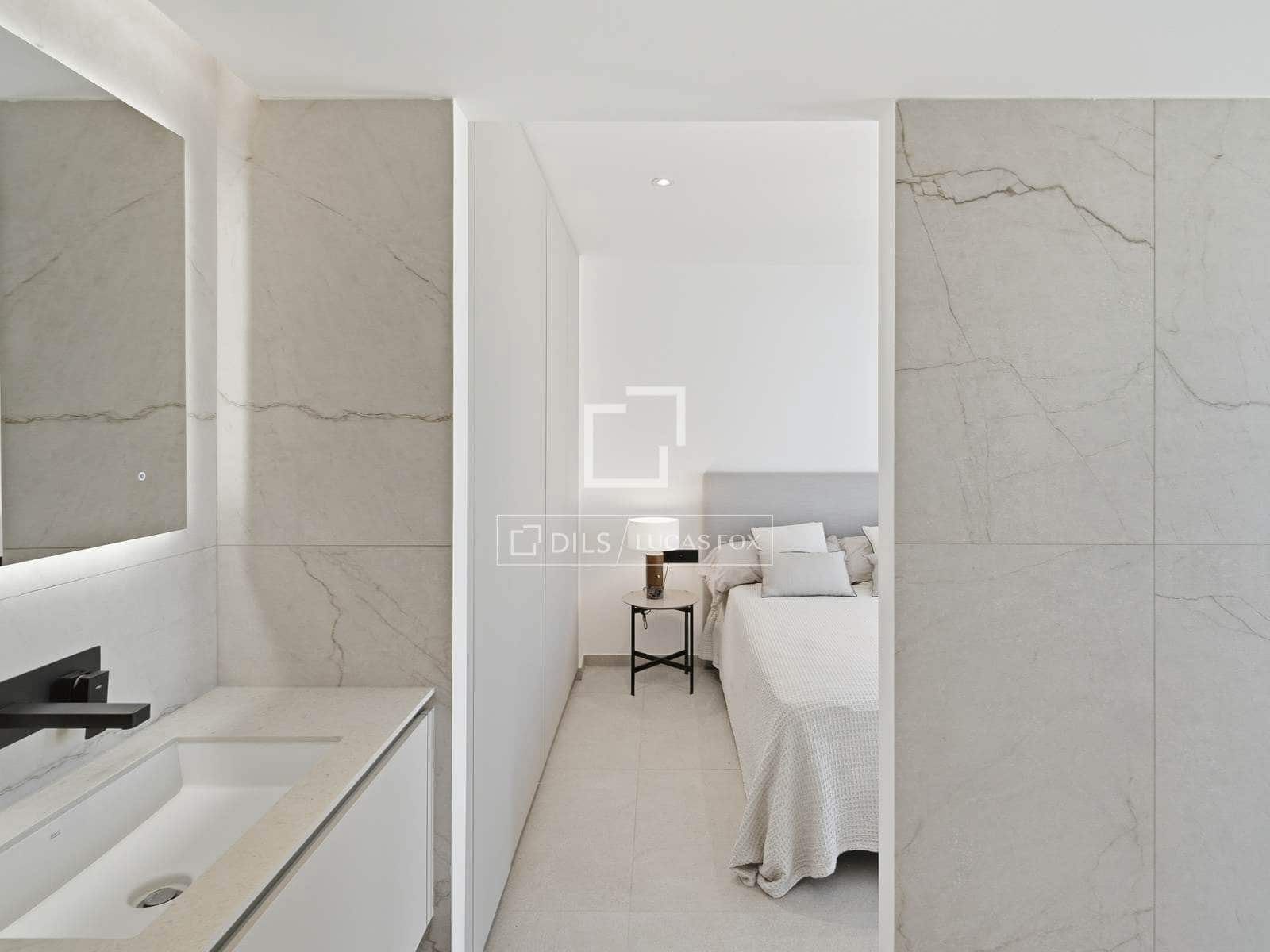 3 soverom Penthouse til salgs i Palma de Mallorca med svømmebasseng garasje - € 2 599 000 (Ref: 9993631)