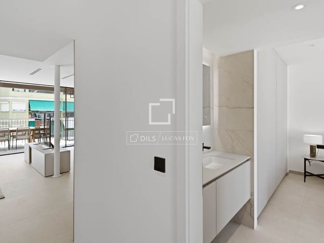 3 soverom Penthouse til salgs i Palma de Mallorca med svømmebasseng garasje - € 2 599 000 (Ref: 9993631)