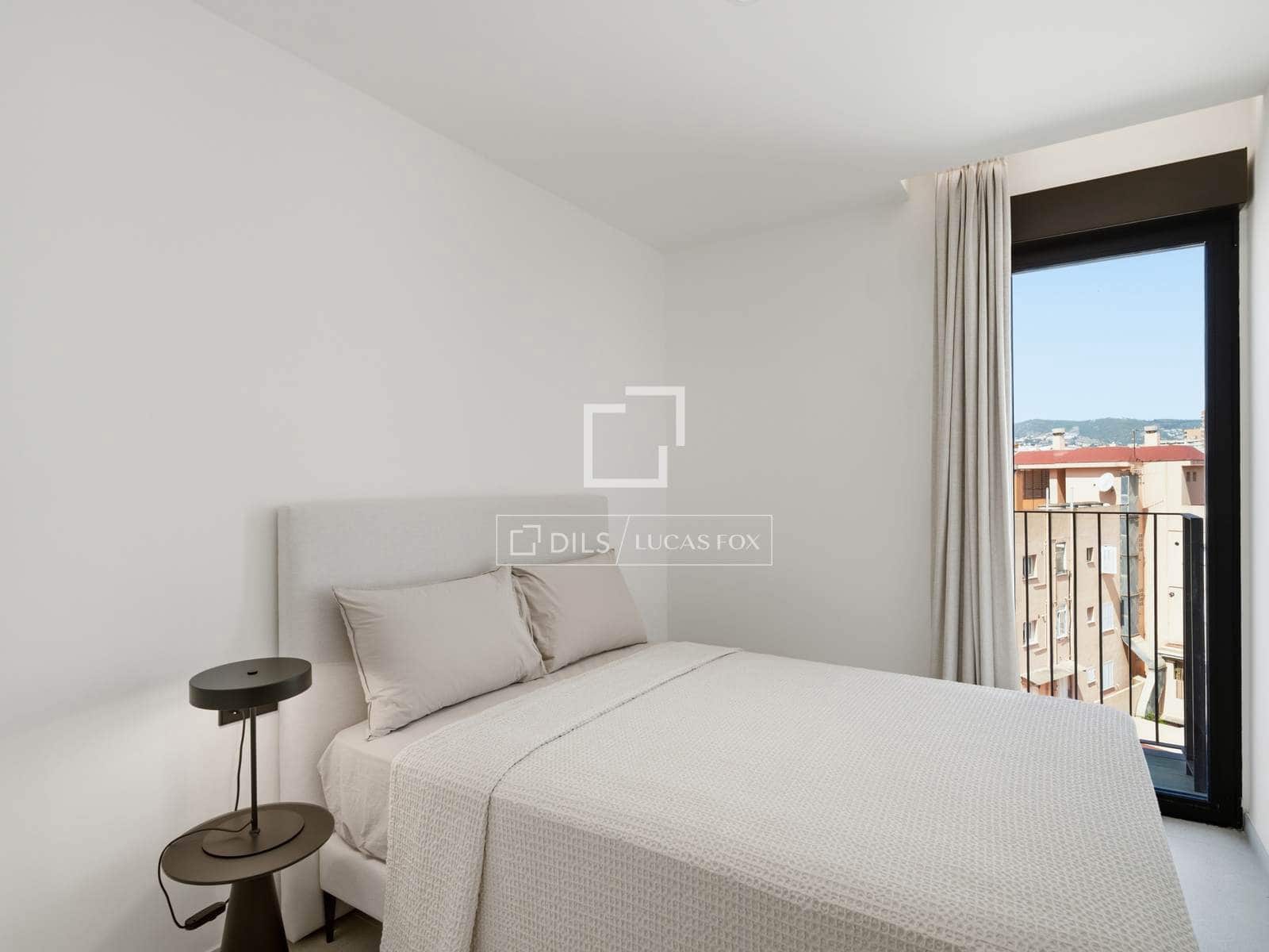3 soverom Penthouse til salgs i Palma de Mallorca med svømmebasseng garasje - € 2 599 000 (Ref: 9993631)