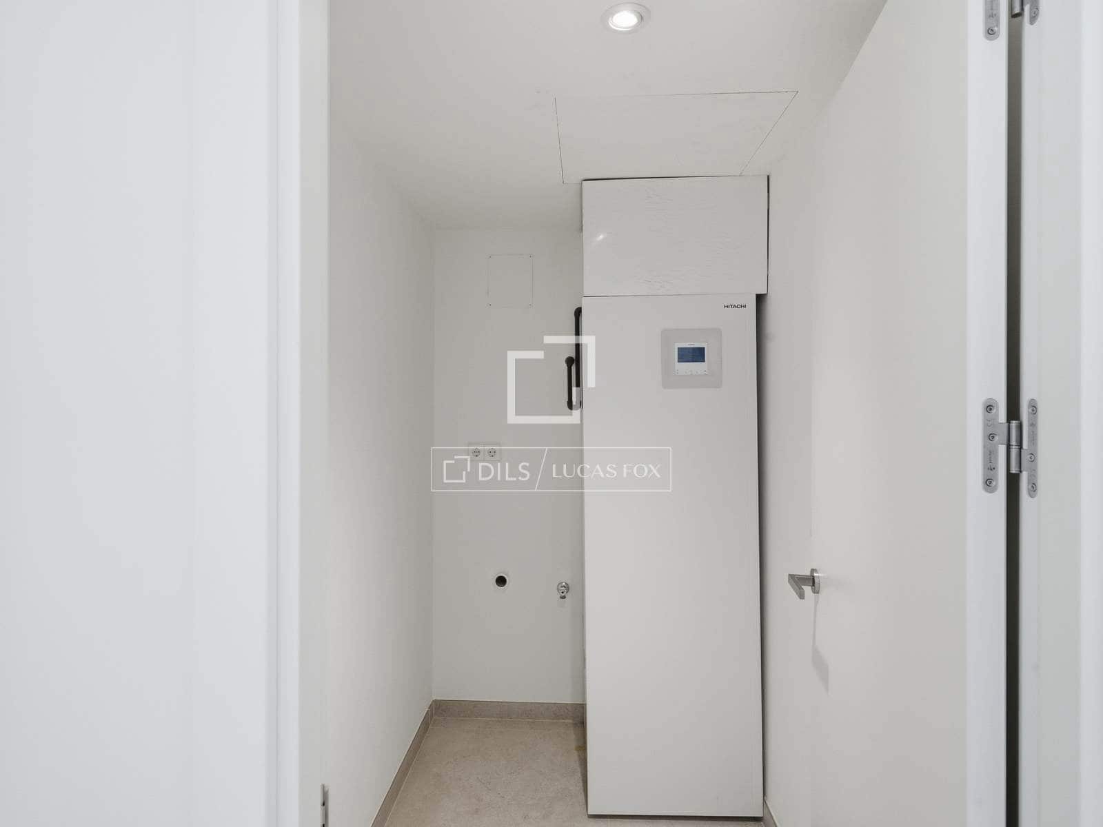 1 slaapkamer Appartement te koop in Palma de Mallorca met zwembad garage - € 699.000 (Ref: 9993634)