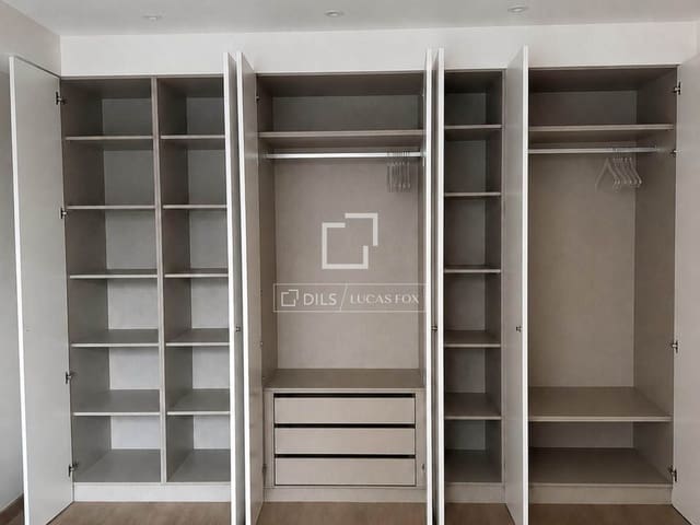 Chalet de 5 habitaciones en Sanxenxo en venta - 1.000.000 € (Ref: 9994670)