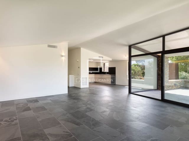 6 soveværelse Villa til salg i Cadaqués med swimmingpool garage - € 2.700.000 (Ref: 9994688)