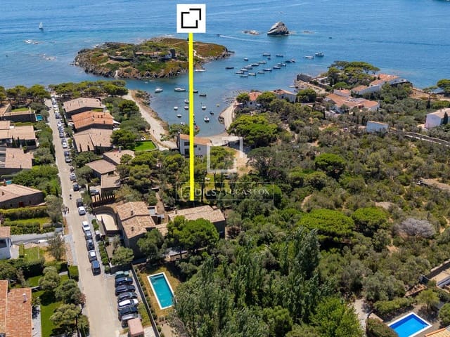 6 soveværelse Villa til salg i Cadaqués med swimmingpool garage - € 2.700.000 (Ref: 9994688)