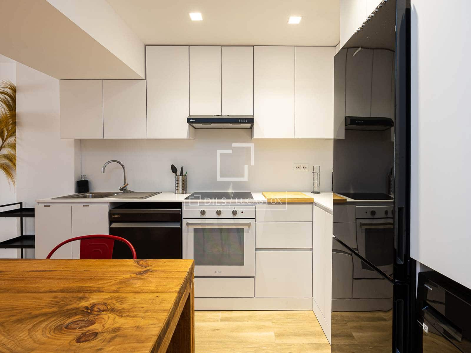2 soverom Leilighet til leie i Barcelona by - € 1 900 (Ref: 9996024)