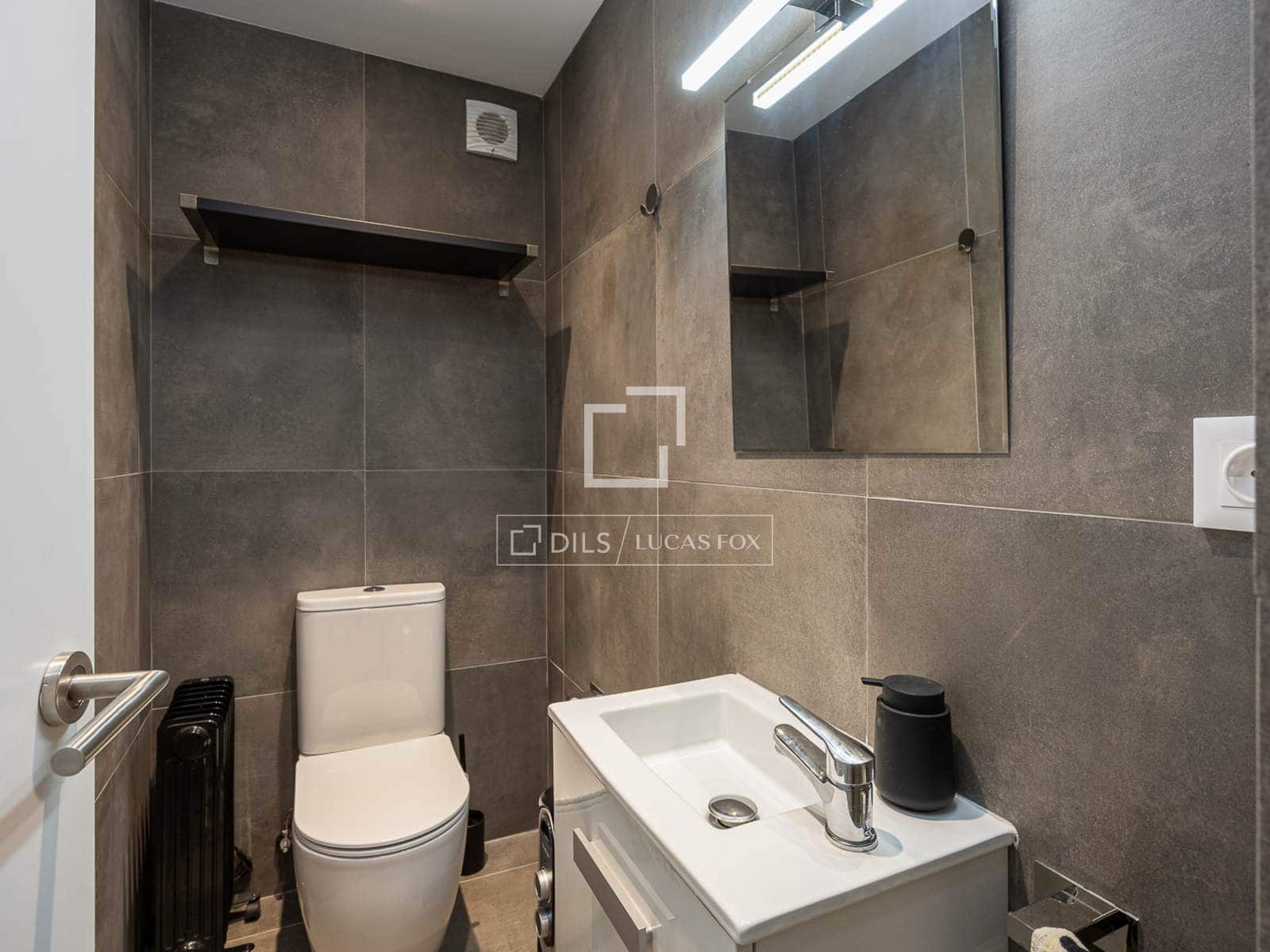 2 soverom Leilighet til leie i Barcelona by - € 1 900 (Ref: 9996024)